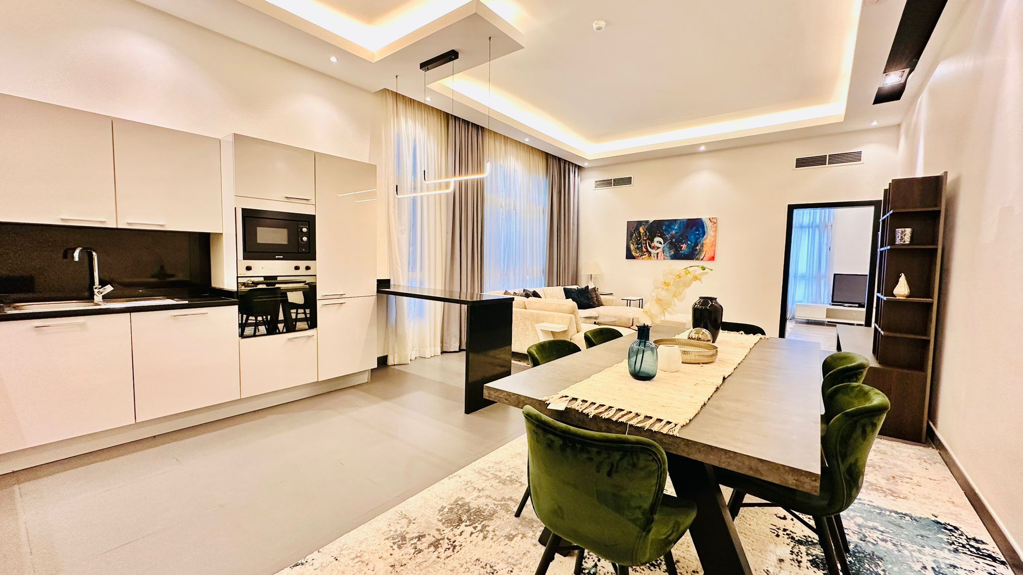 Spacious Furnished Apartment | Open Kitchen