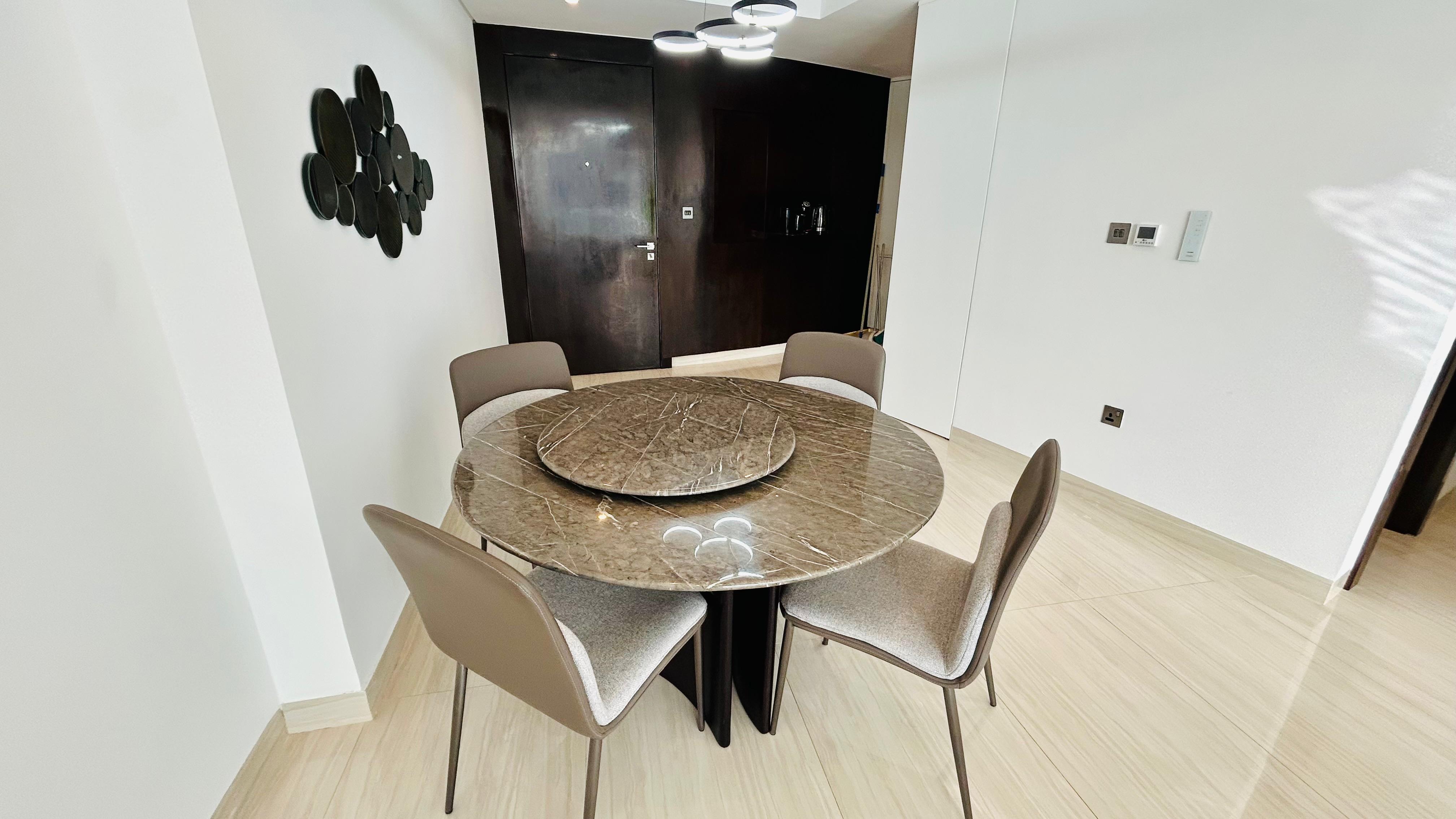 Sea view and Luxury One bedroom apartment in Seef area. 