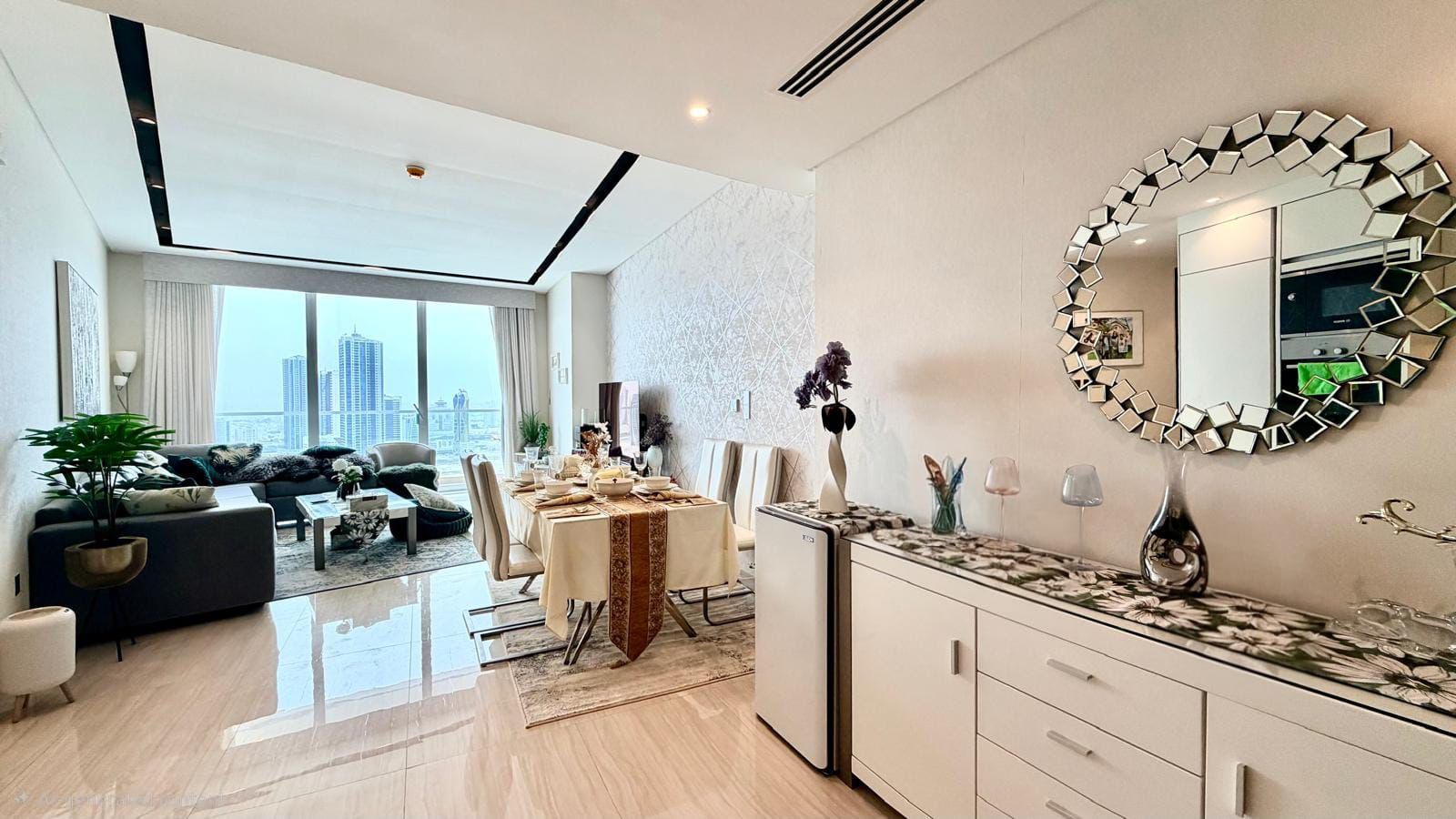 Luxury 2 Bedroom Apartment | Sea & City Views