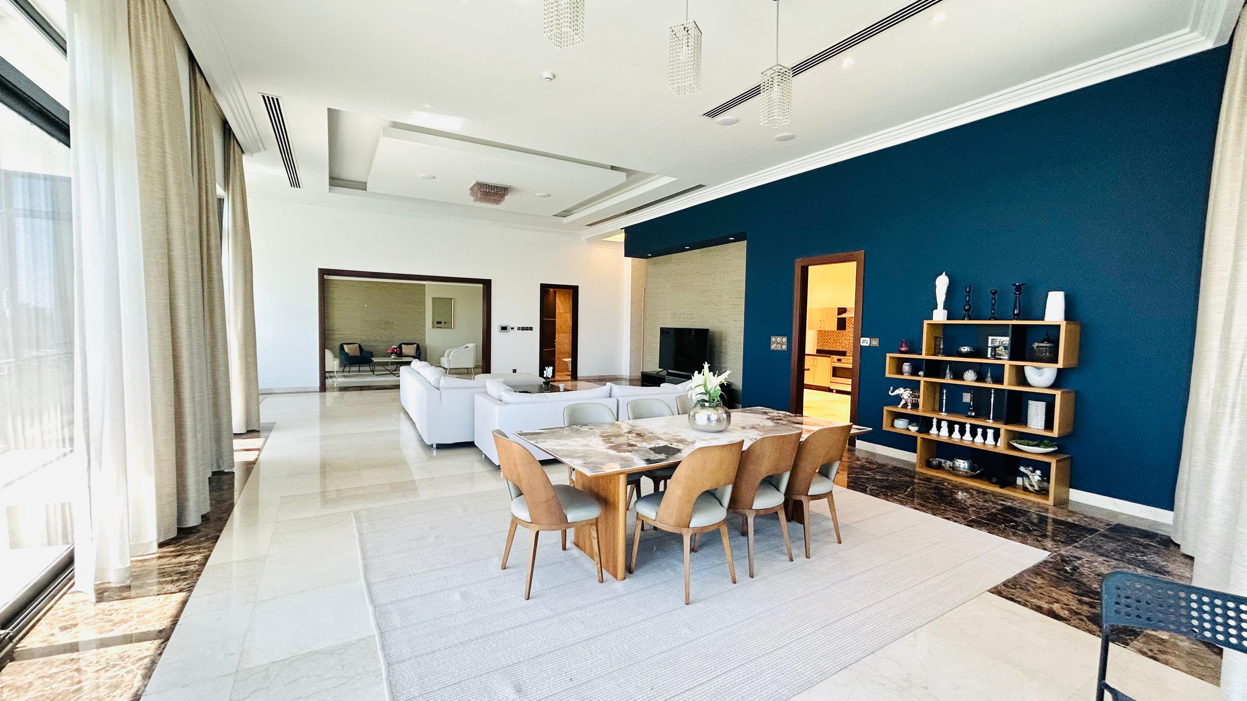 Luxury Sky villa Penthouse for lease on reef island.