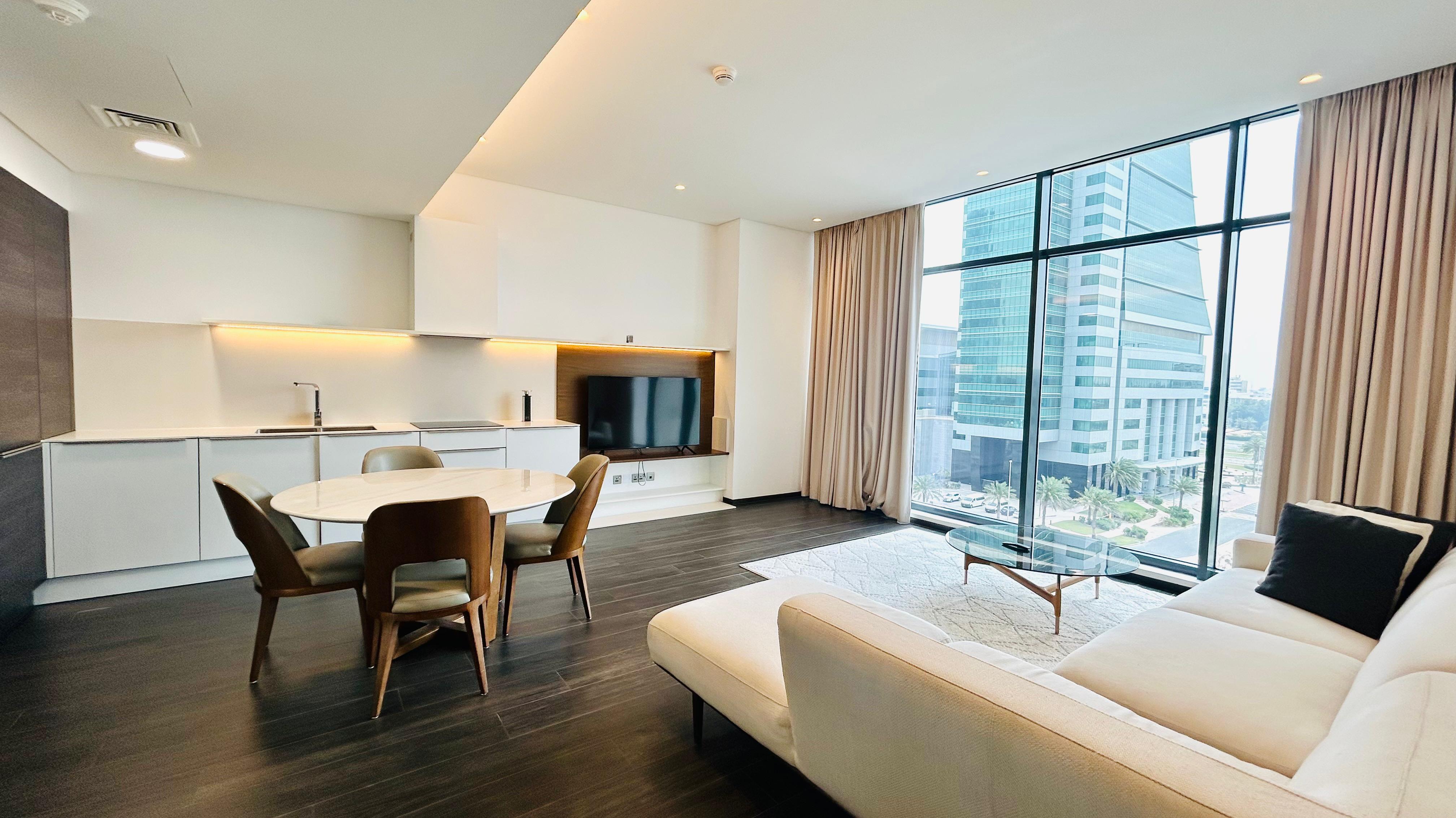 Large One bedroom for lease in Harbor row 