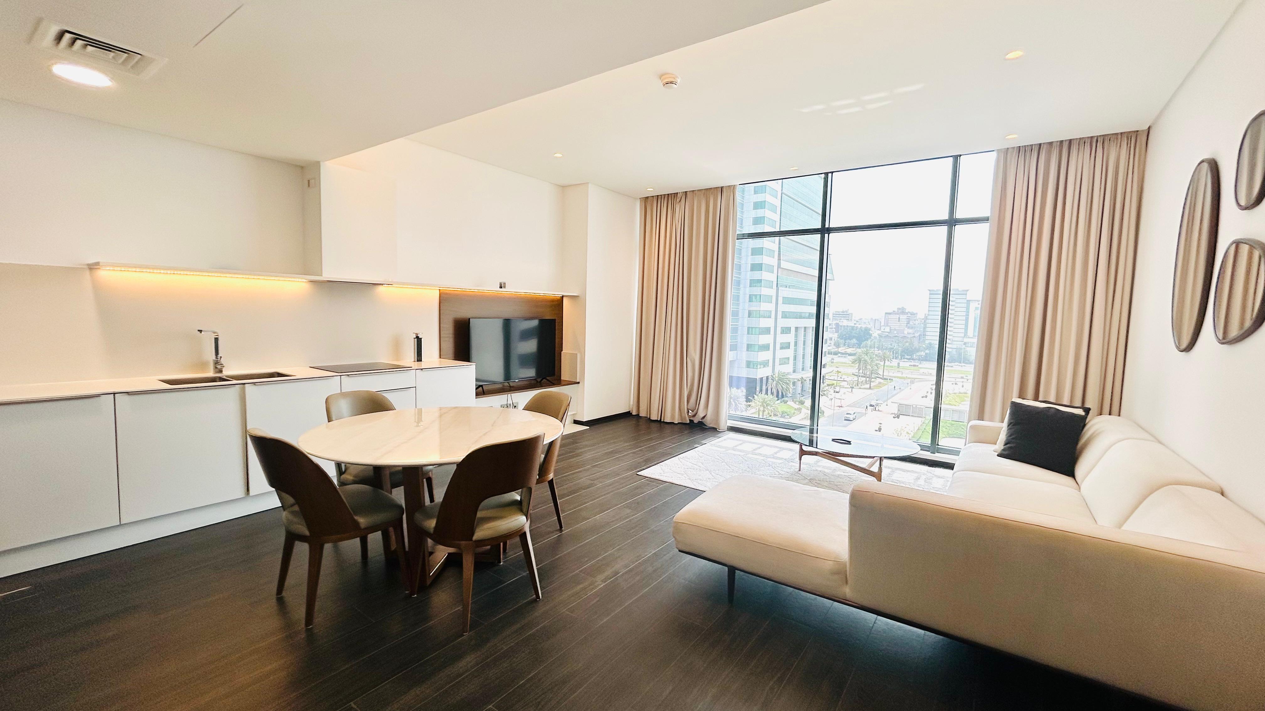 Large One bedroom for lease in Harbor row 