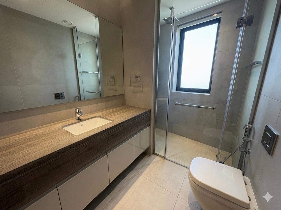 BALCONY | SPACIOUS | WIFI INCLUDED | INCLUSIVE