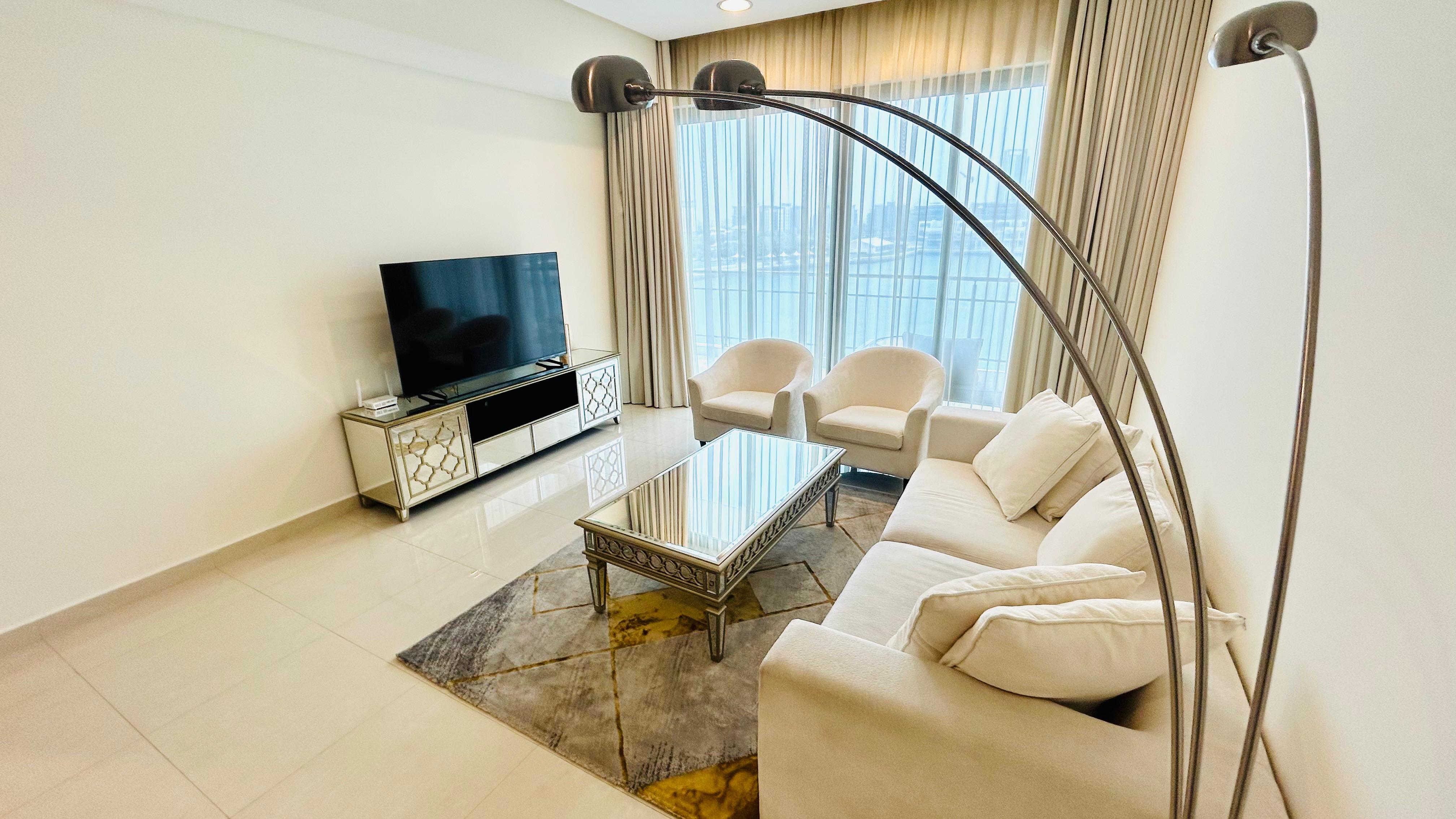 Open Sea view and Luxury One bedroom in Reef Island.