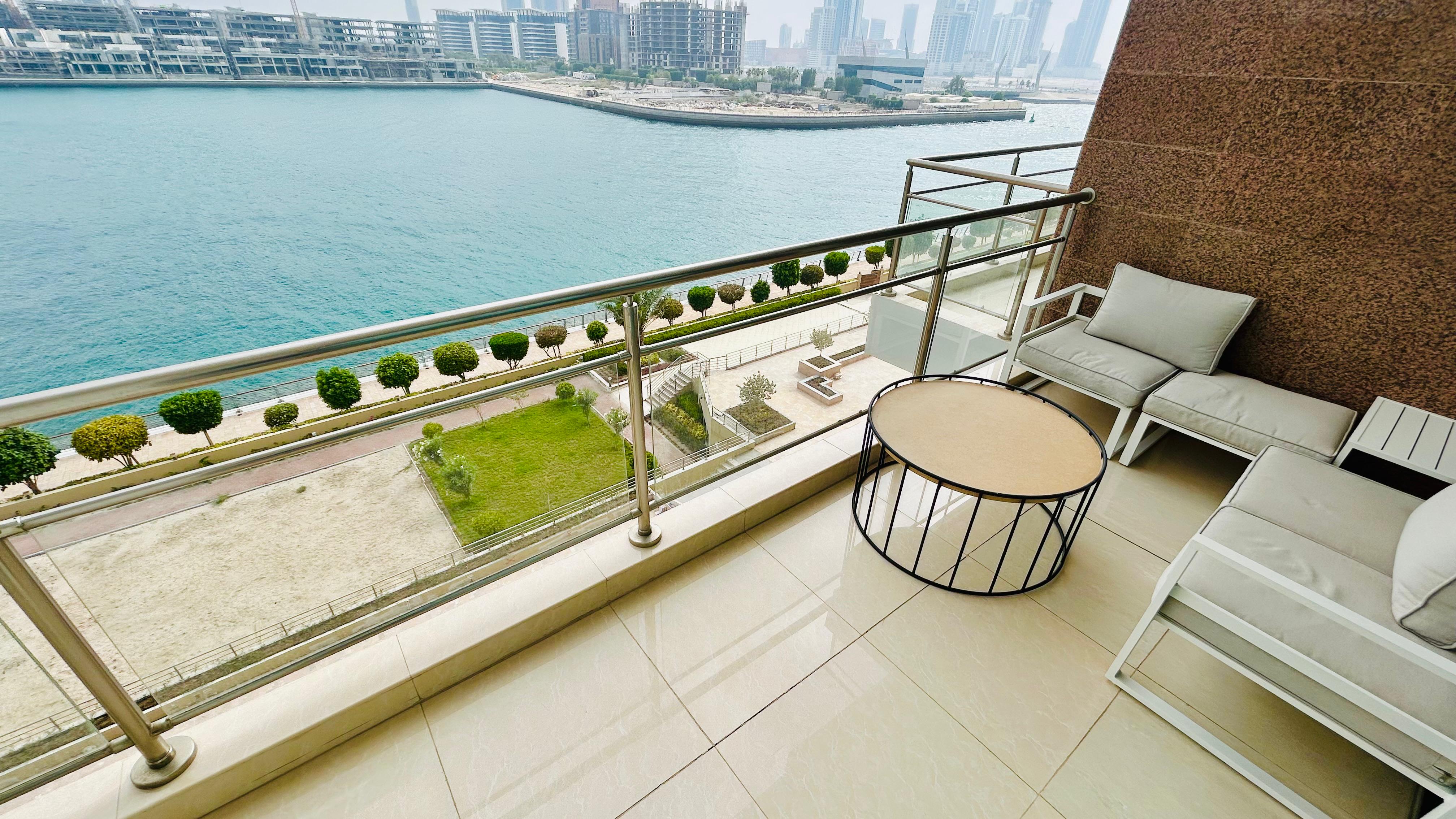Open Sea view and Luxury One bedroom in Reef Island.