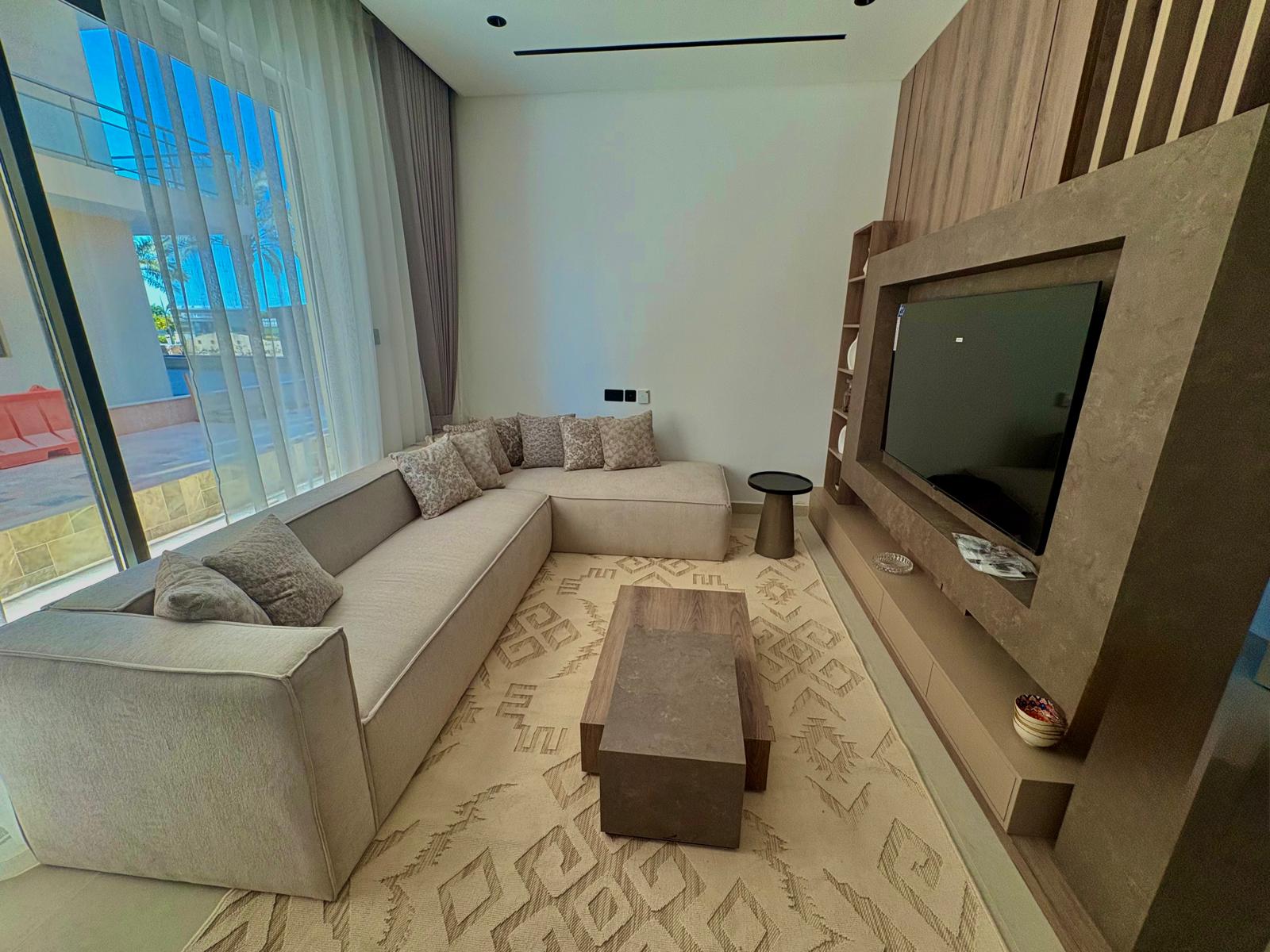 Ground Floor 1BR Apartment | Spacious Layout | Easy Access