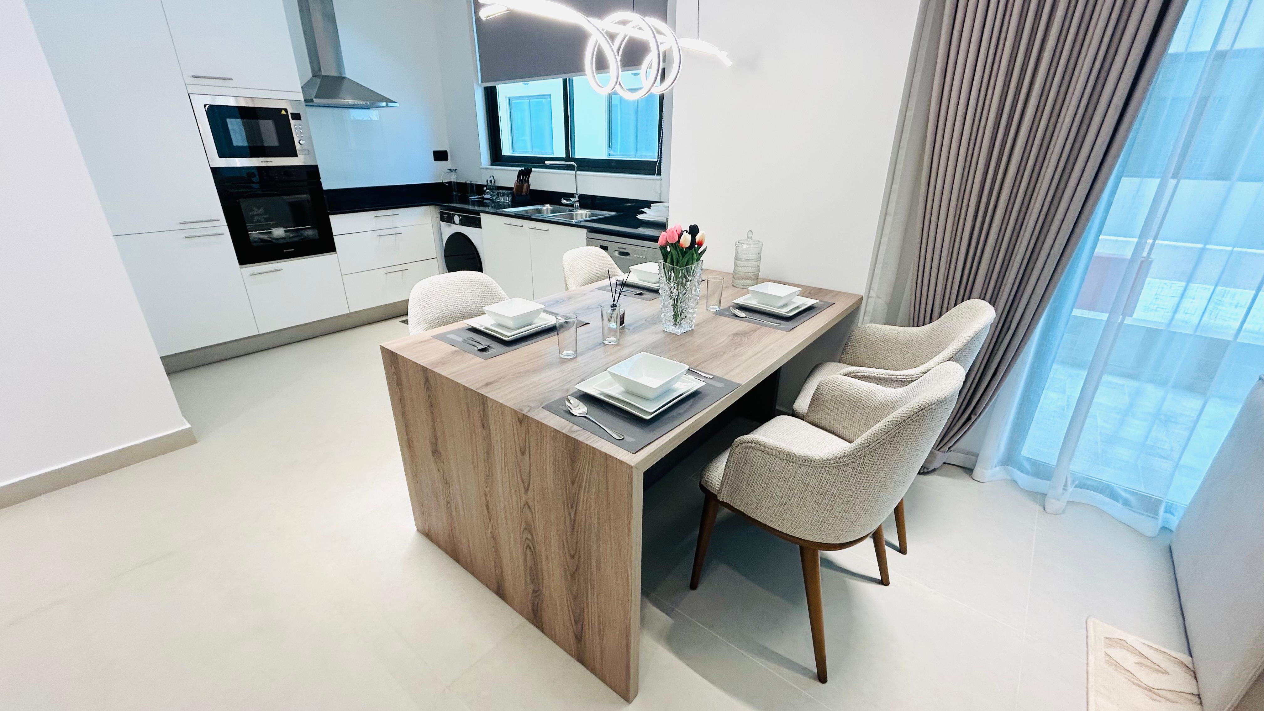 Brand new Luxury One bedroom apartment with Private Garden