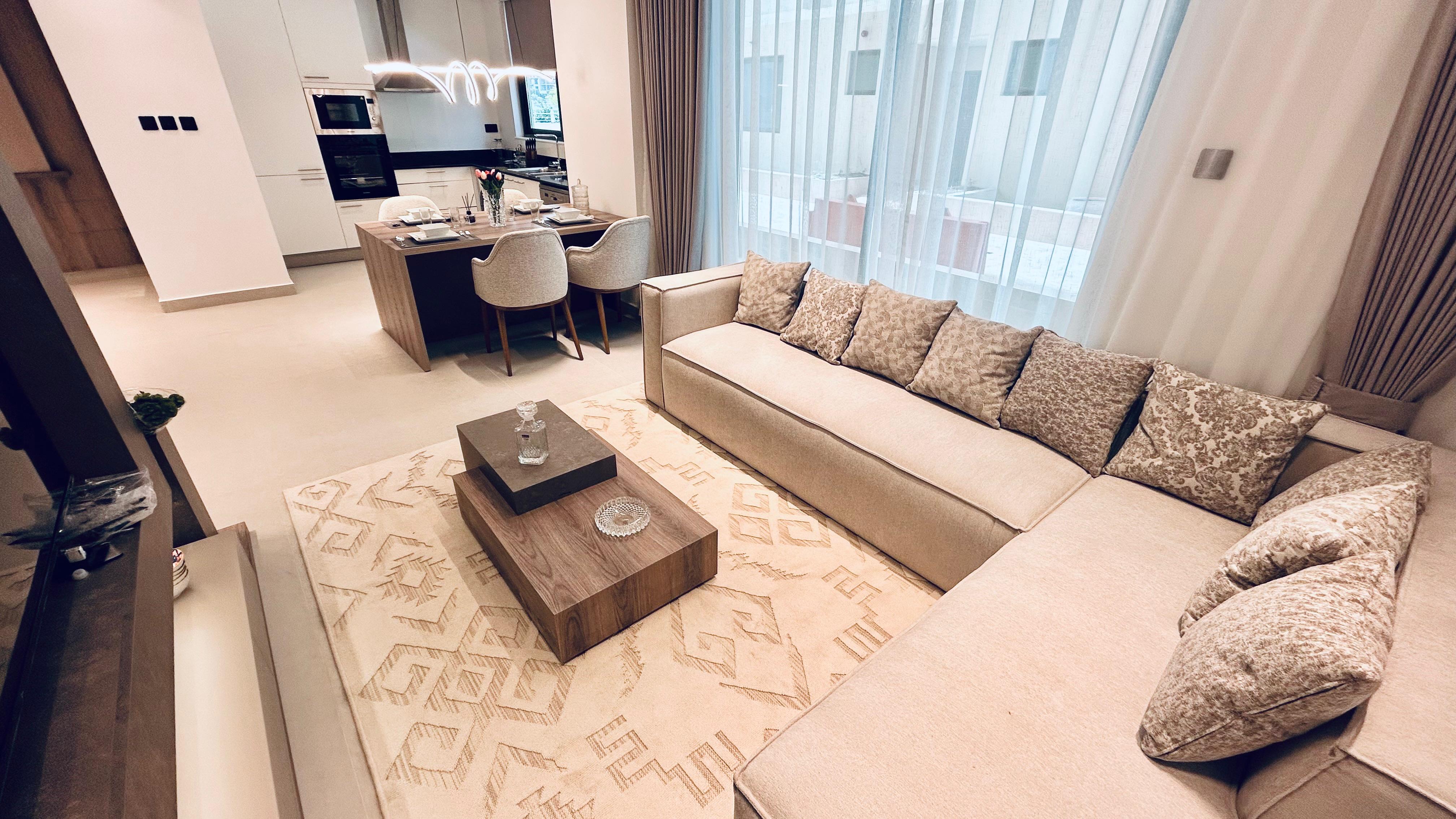 Brand new Luxury One bedroom apartment with Private Garden