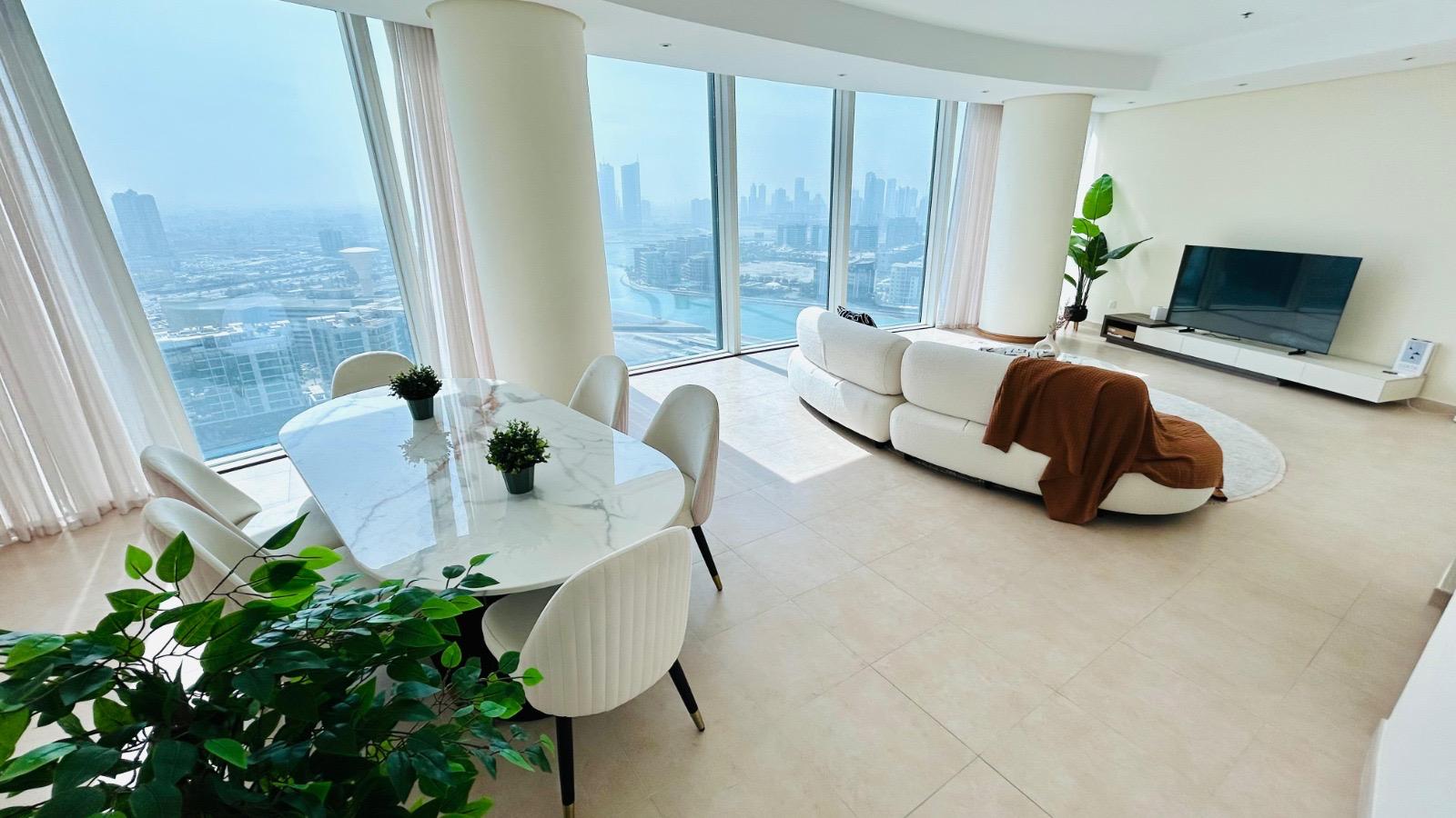 Amazing views | Spacious | Modern Furnishing.