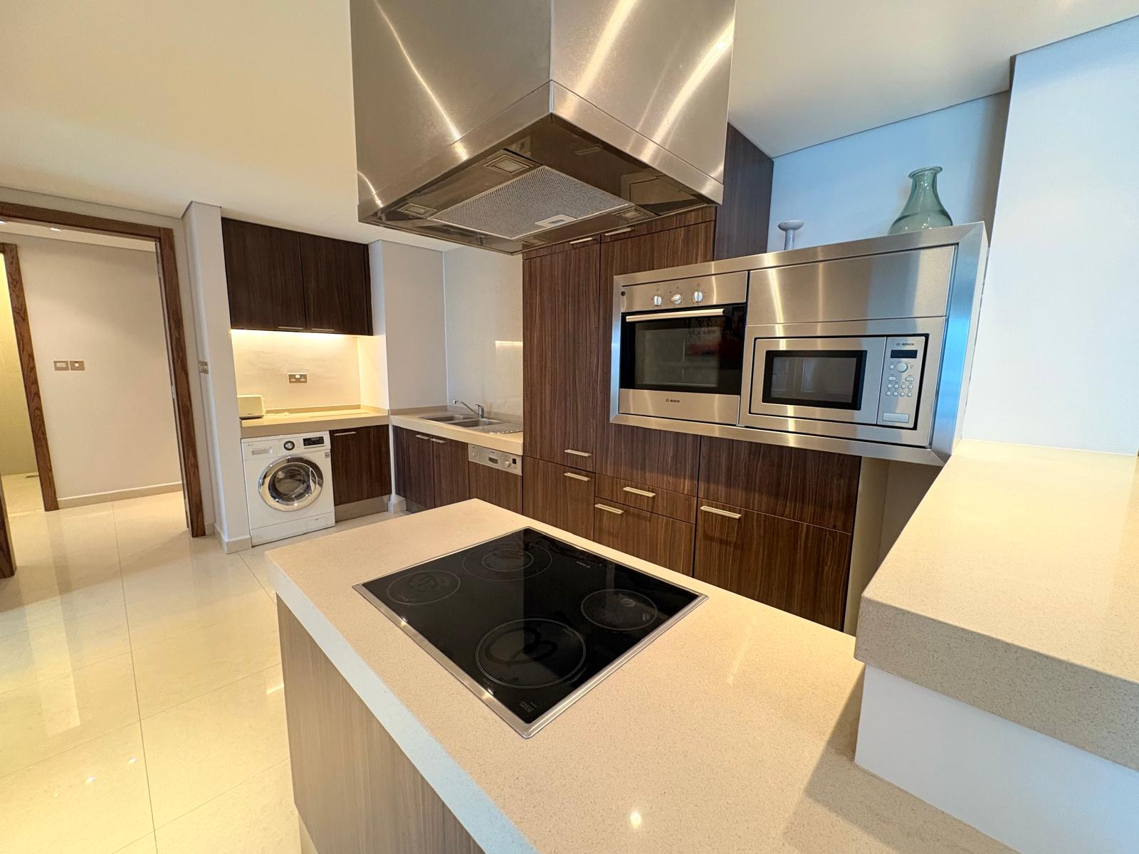 Island View 2BR | Furnished | Spacious Living