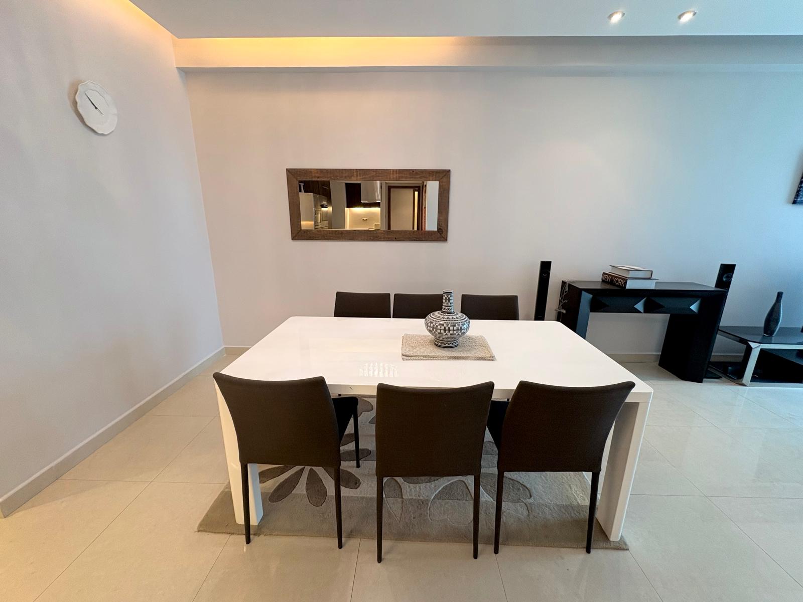 Island View 2BR | Furnished | Spacious Living