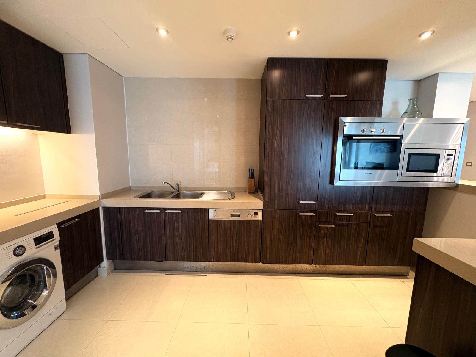 Island View 2BR | Furnished | Spacious Living