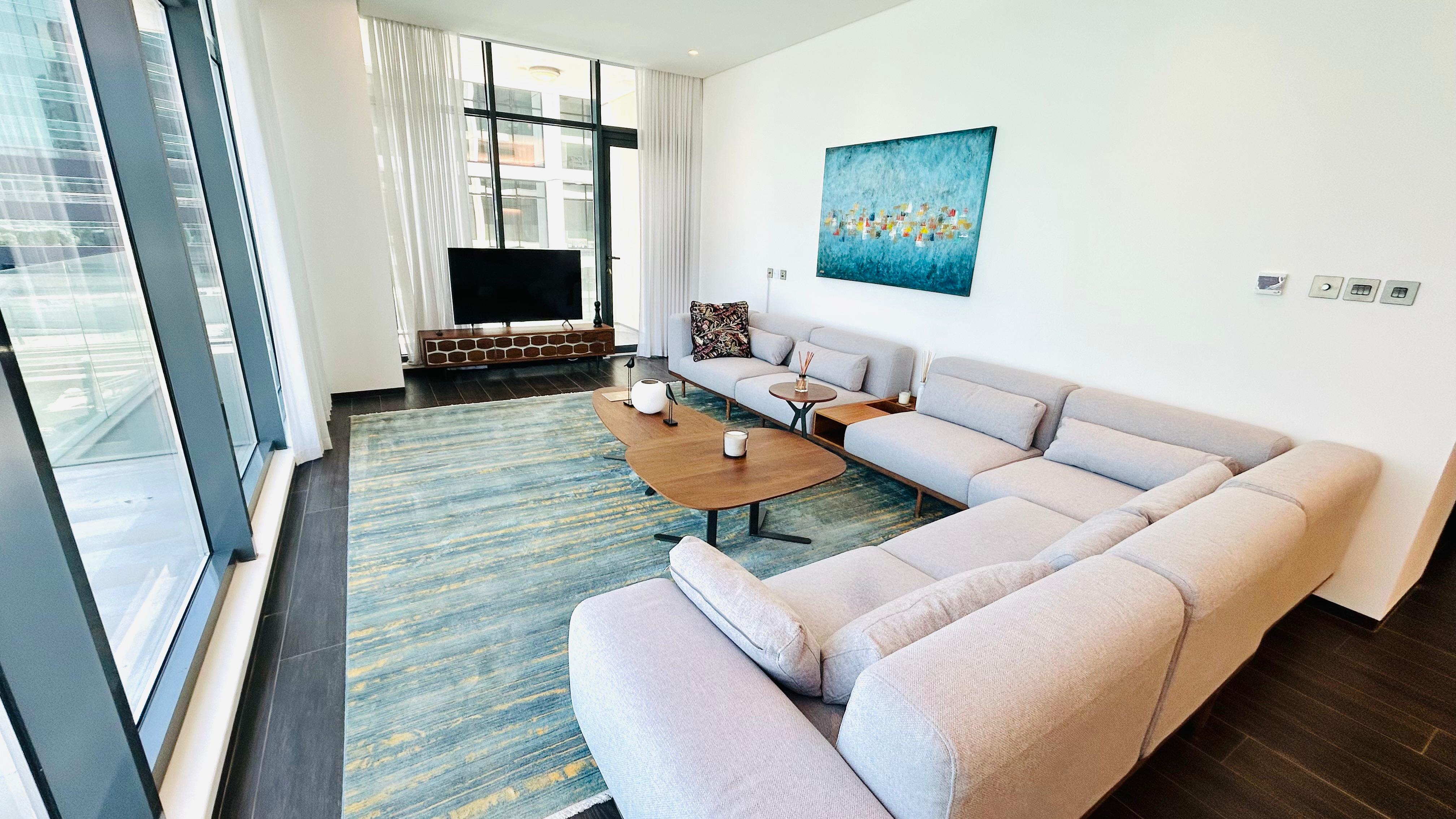 Large and Sea view Two bedrooms in Financial Harbor 
