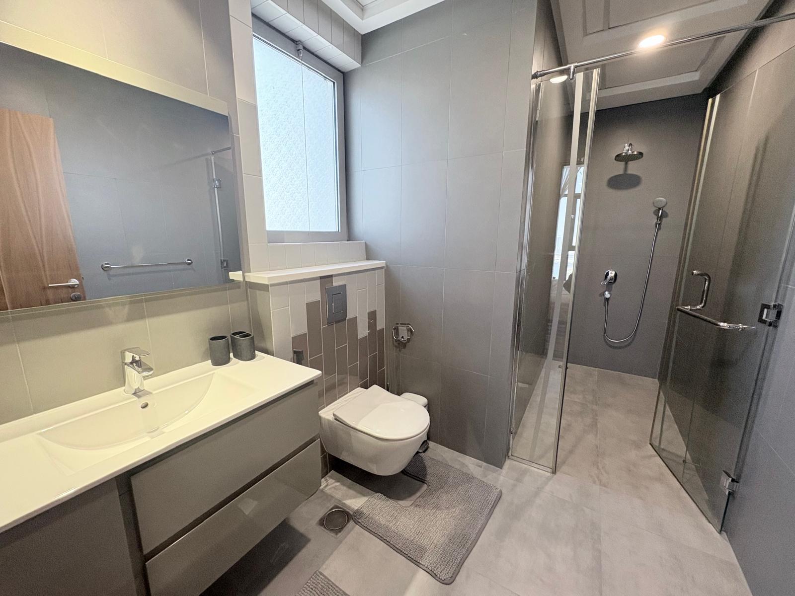 Modern 1BR | Internet Included | Furnished