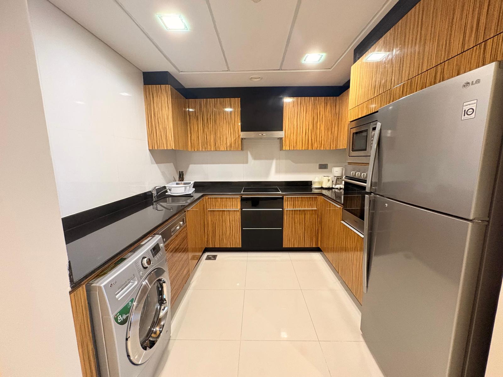 Large 1BR | Serviced | Premium Living