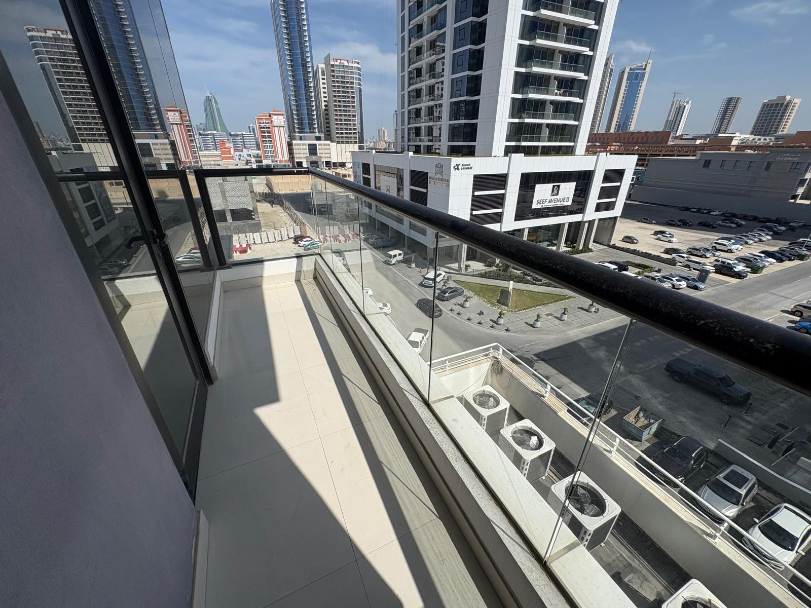 Large 1BR | Serviced | Premium Living