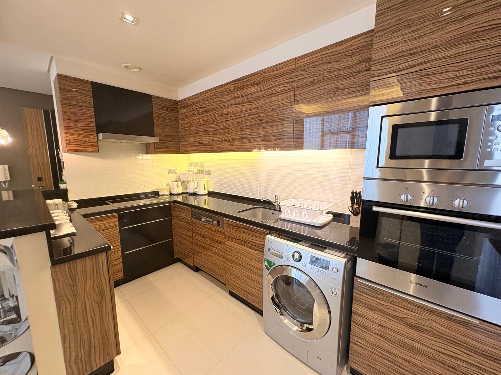 Serviced 1BR | WiFi & Housekeeping