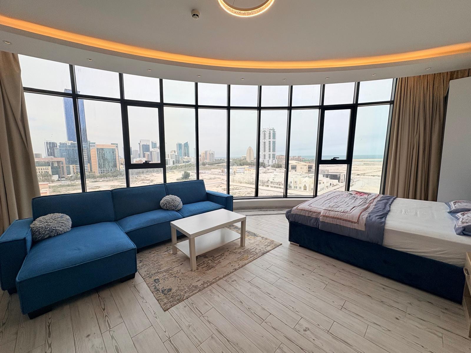 Floor-to-Ceiling Windows | Bright Studio | Modern