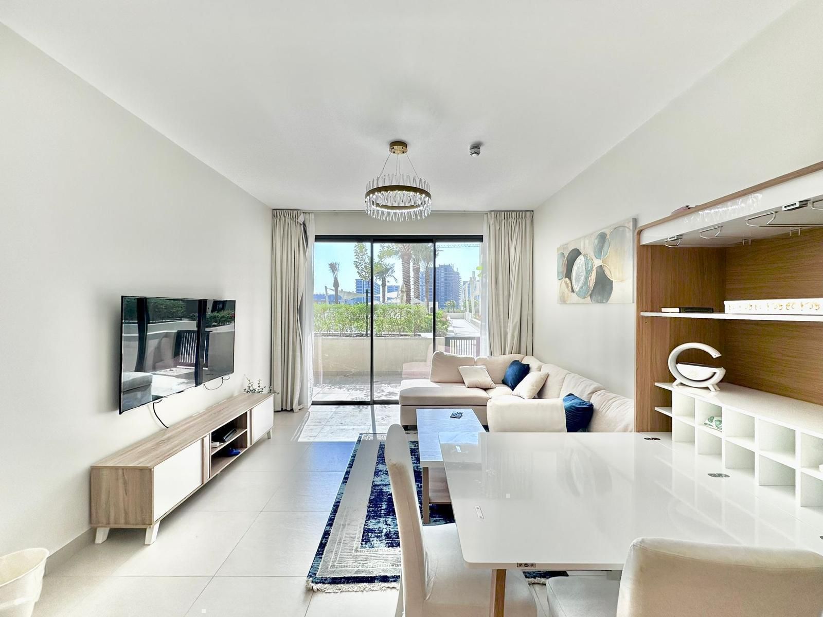 Pool Access Terrace | Beach Community | Rented Unit