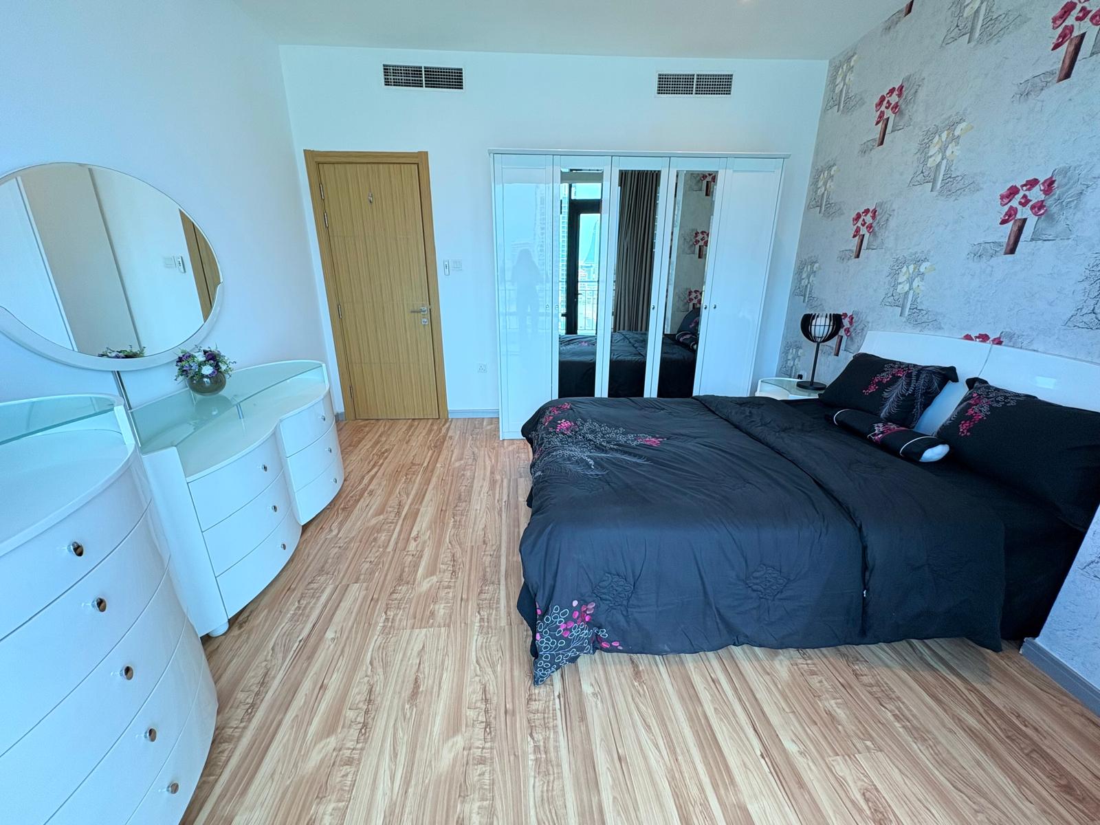 Spacious 3BR | Modern Furnishings | Great Value