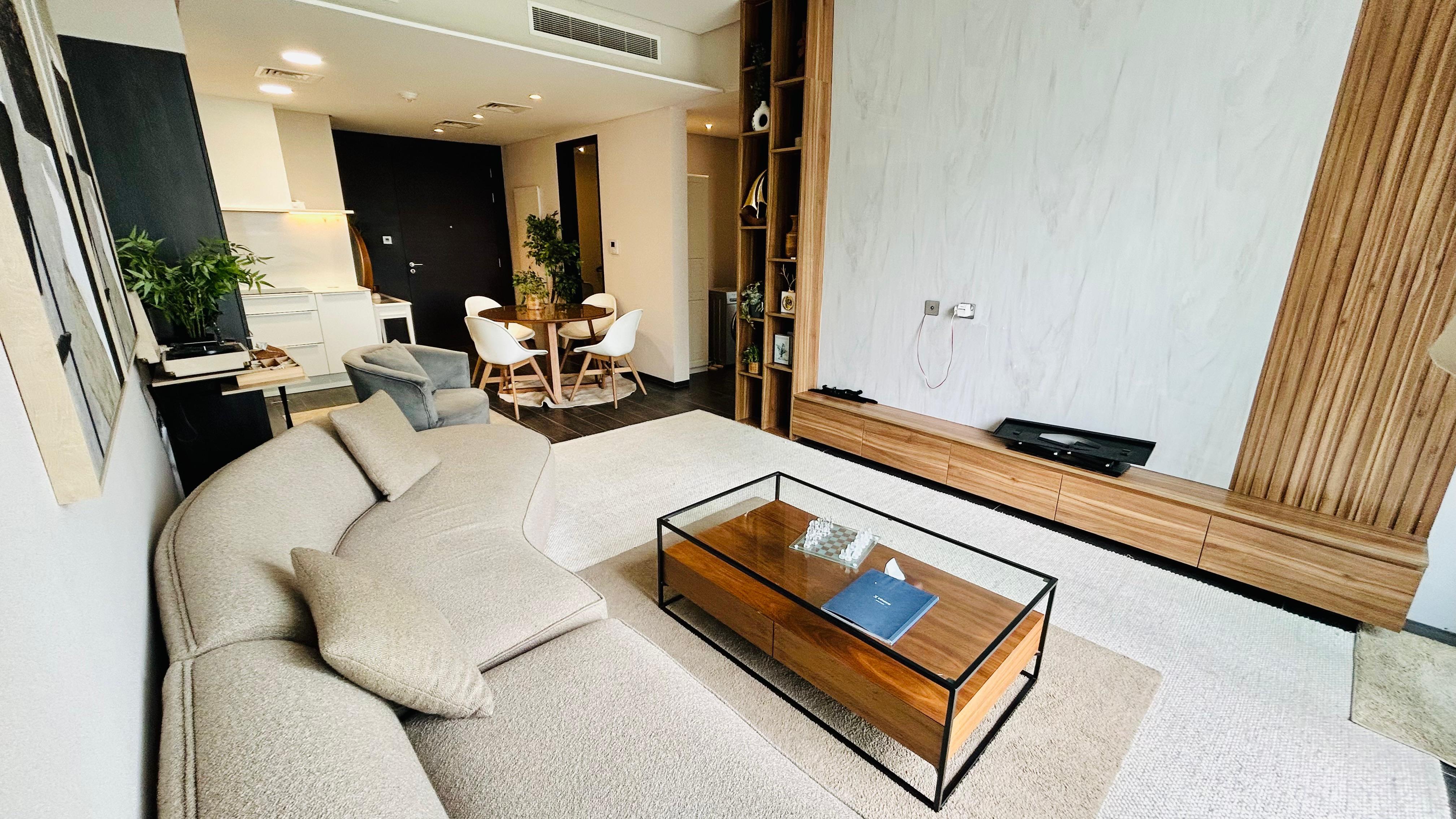 One bedrooms with Office room Financial Harbor 