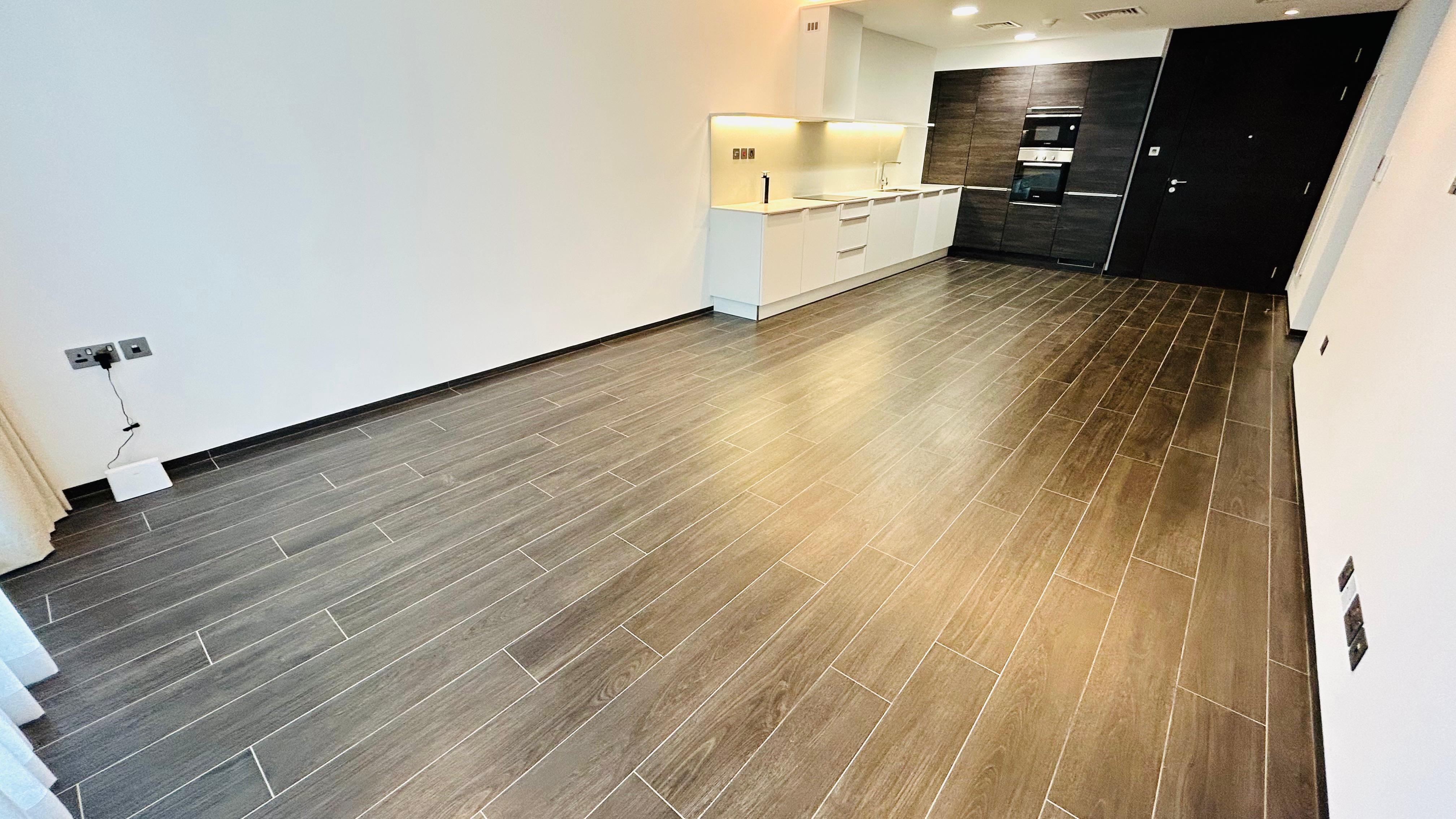 Semi furnished large One bedroom in Harbor 