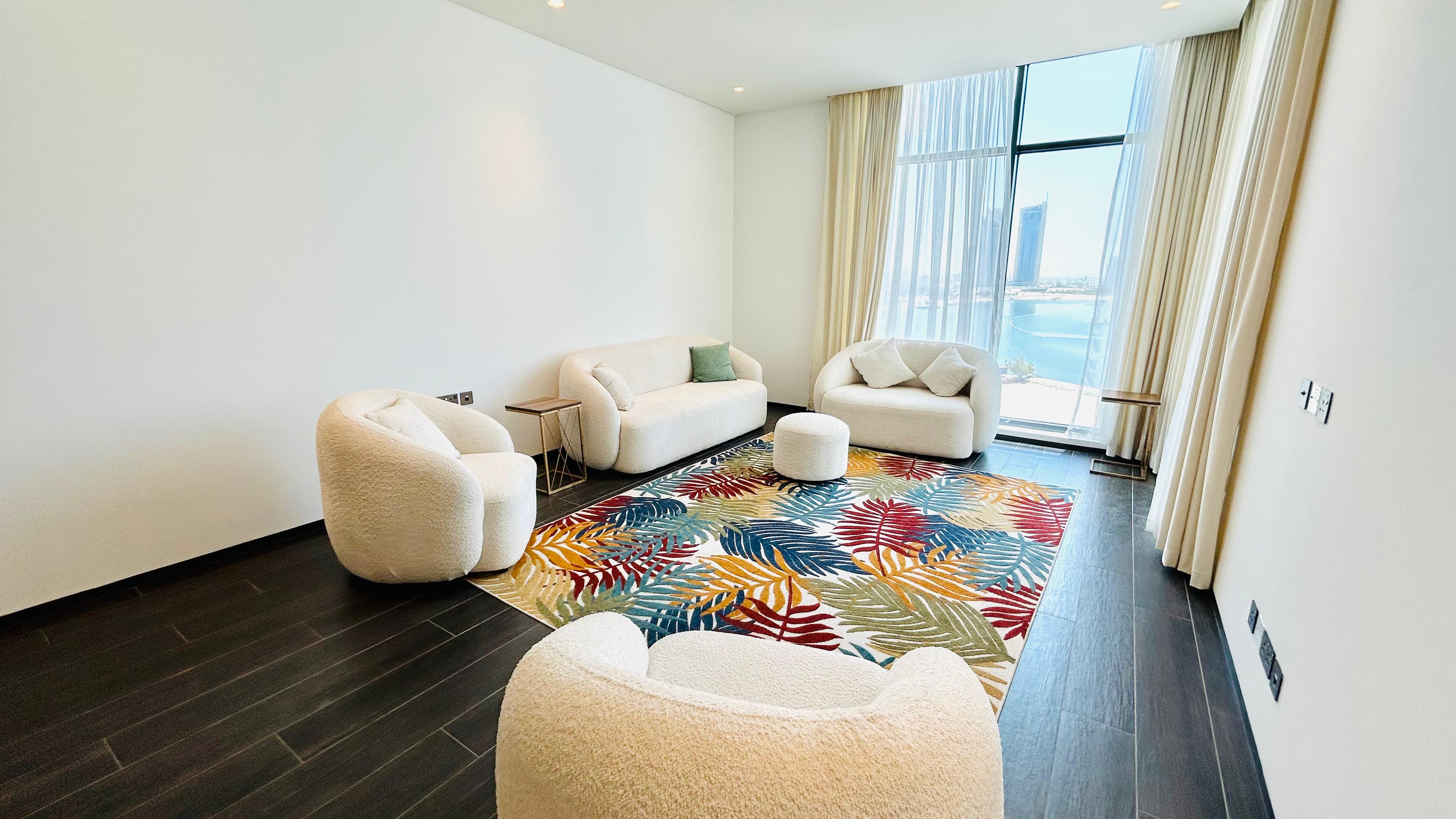 Large and luxury Two master bedroom in Harbor row 