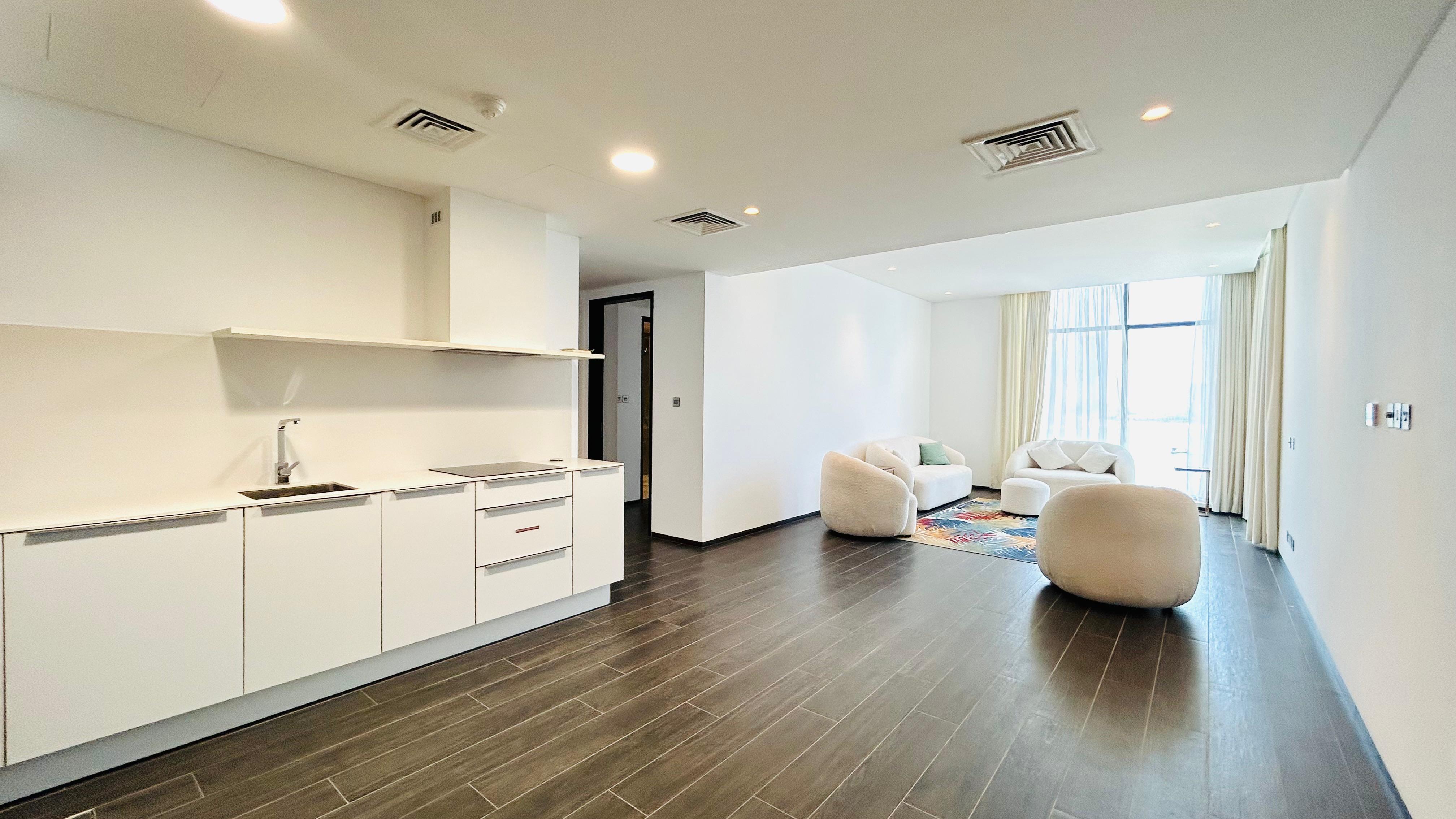 Large and luxury Two master bedroom in Harbor row 