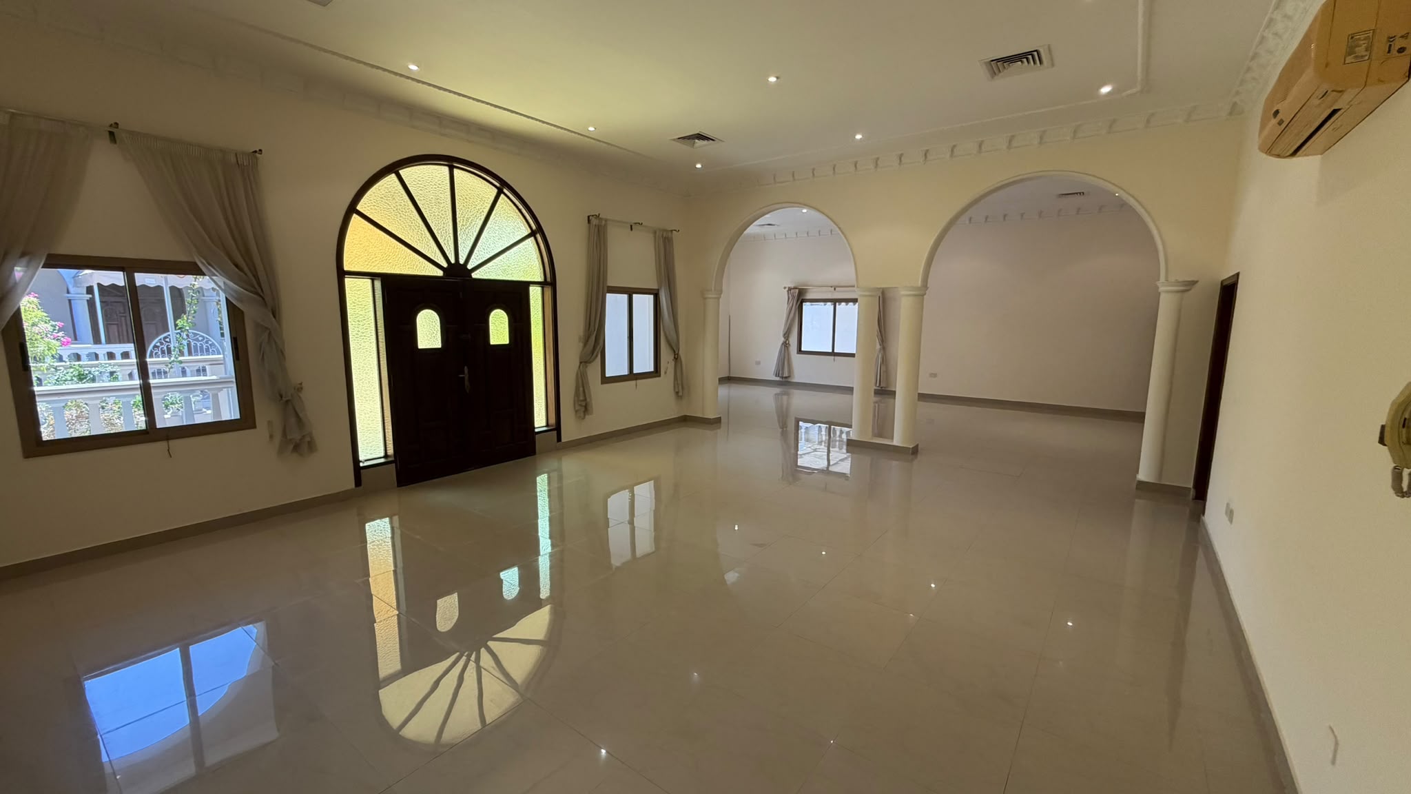 Family Favourite in Saar | Spacious 3BR Compound Villa Near St. Christopher's School & Causeway!