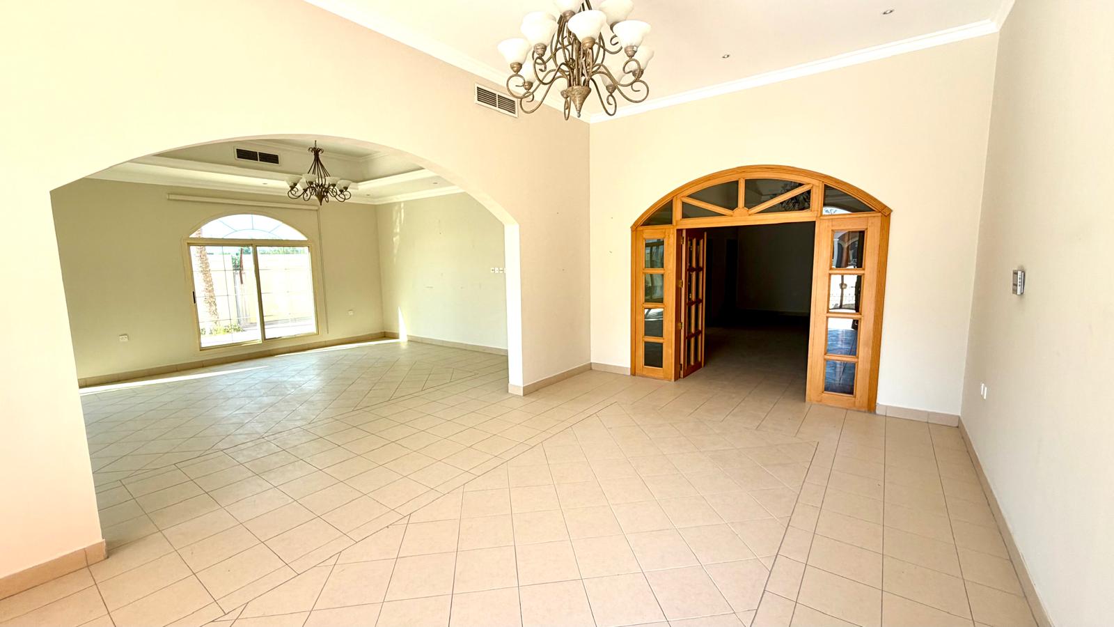 LUXURY 4 BEDROOM VILLA WITH HUGE PRIVATE GARDEN | EXCLUSIVE SAAR COMPOUND | FAMILY LIVING AT ITS BEST