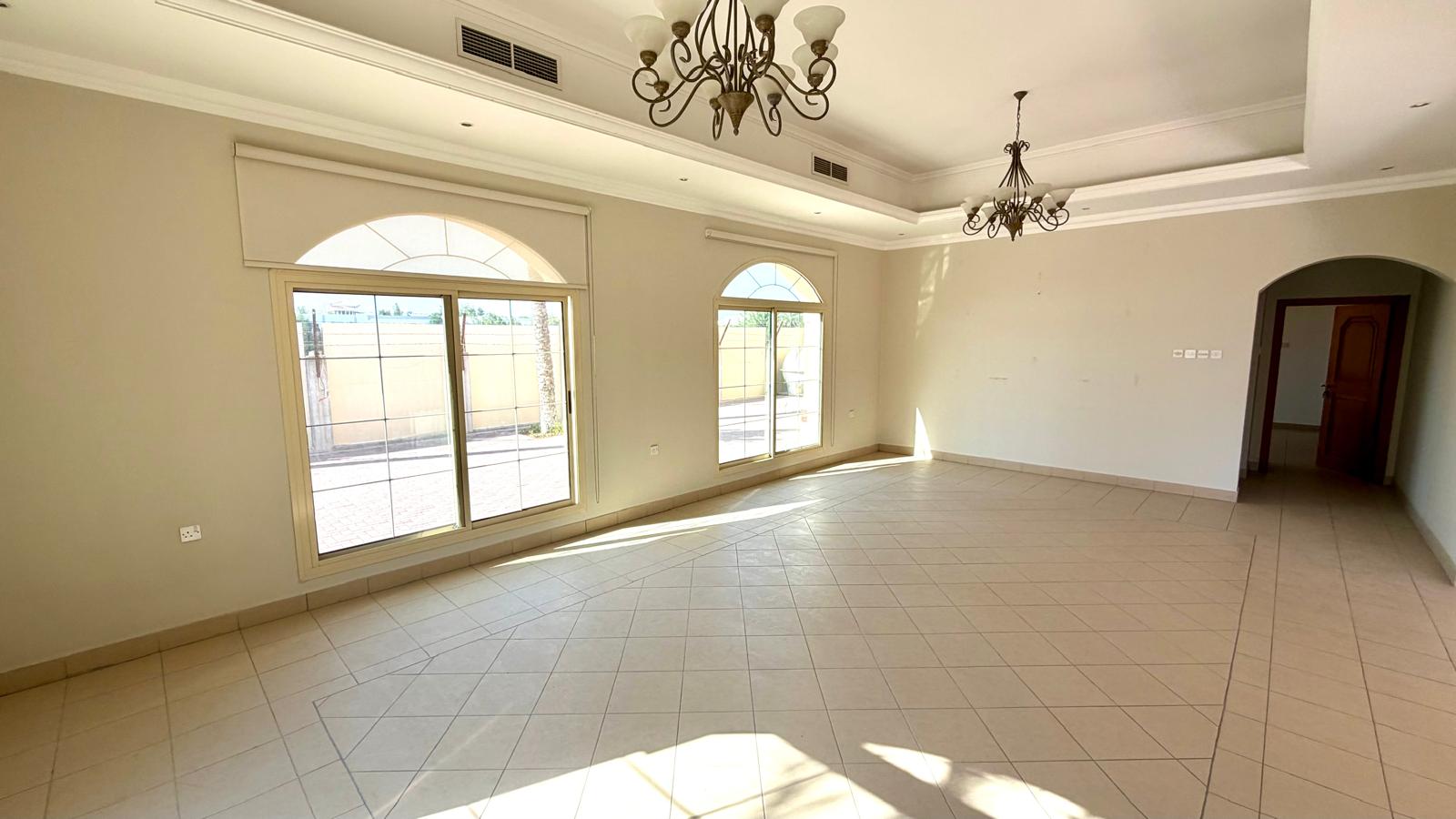 LUXURY 4 BEDROOM VILLA WITH HUGE PRIVATE GARDEN | EXCLUSIVE SAAR COMPOUND | FAMILY LIVING AT ITS BEST