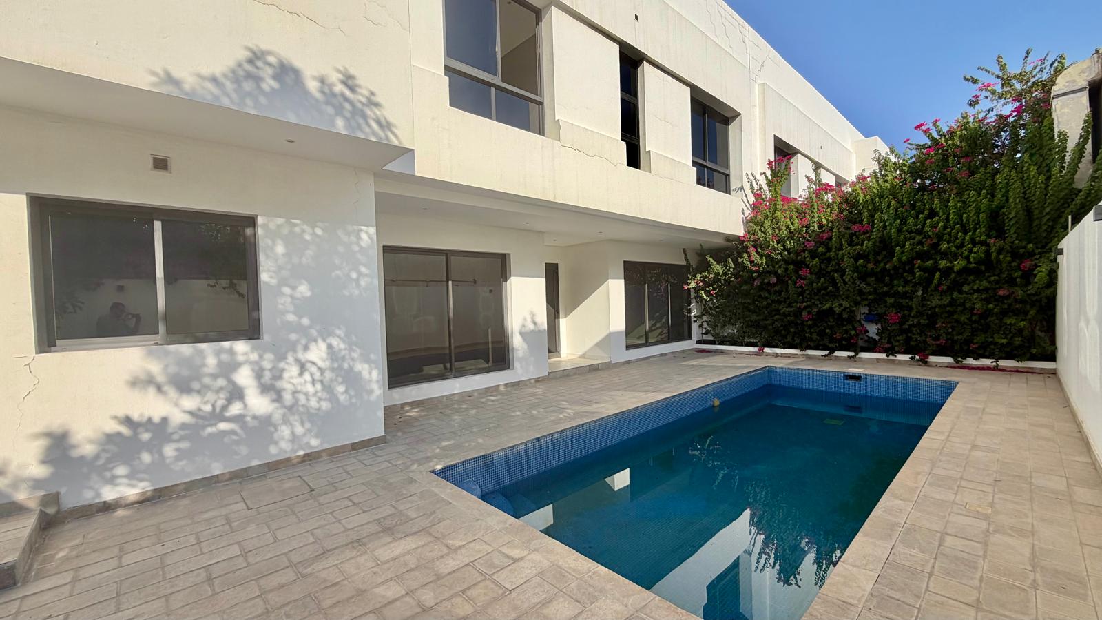 LUXURY 4BR VILLA WITH PRIVATE POOL