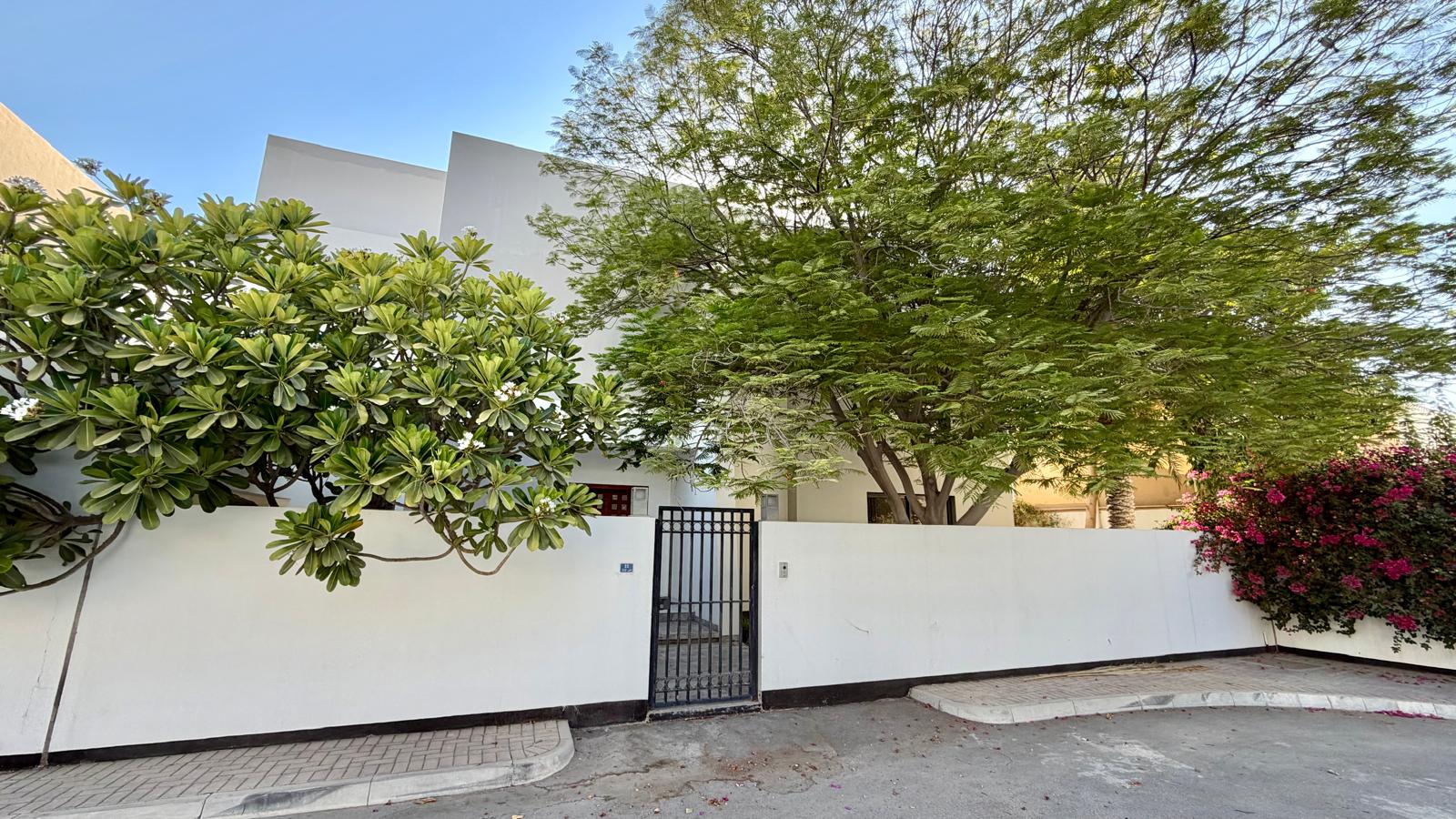 GRAND 4BR VILLA WITH PRIVATE POOL