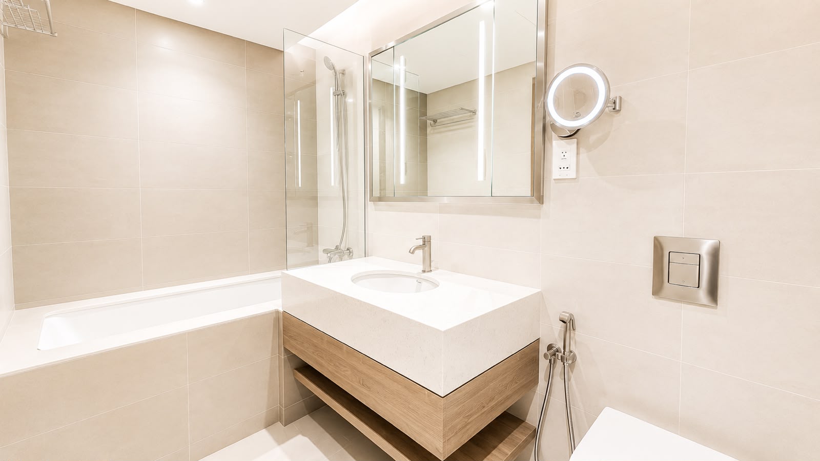 LUXURY 2BR | SEA VIEW | BEACH ACCESS