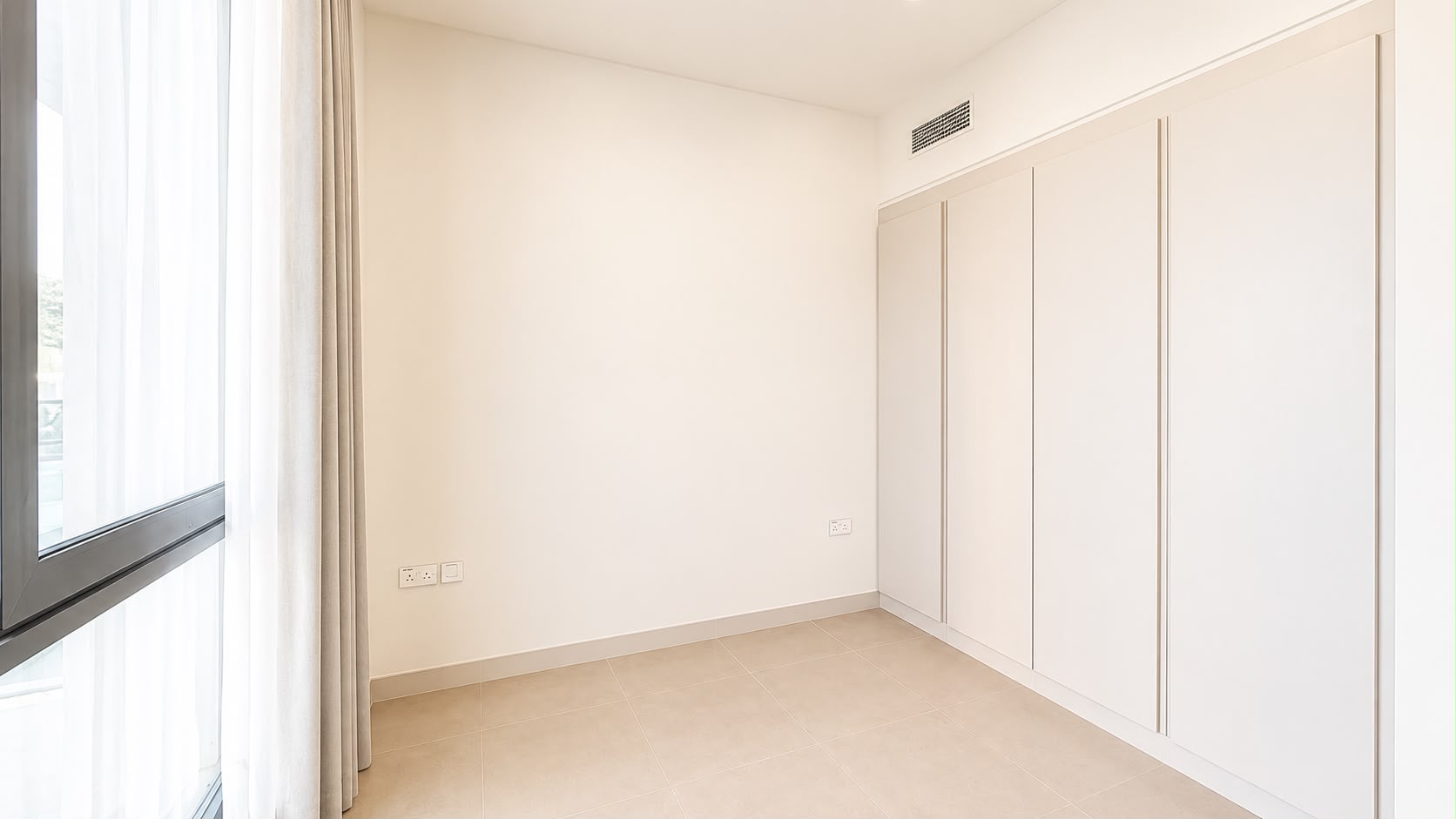 Luxury Beachfront Living | Direct Sea & Pool View | Marassi Shores