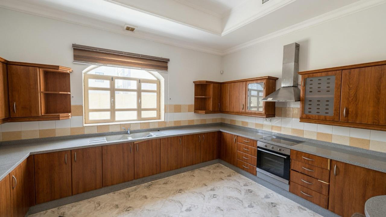 SPACIOUS | LUXURY | FAMILY HOME