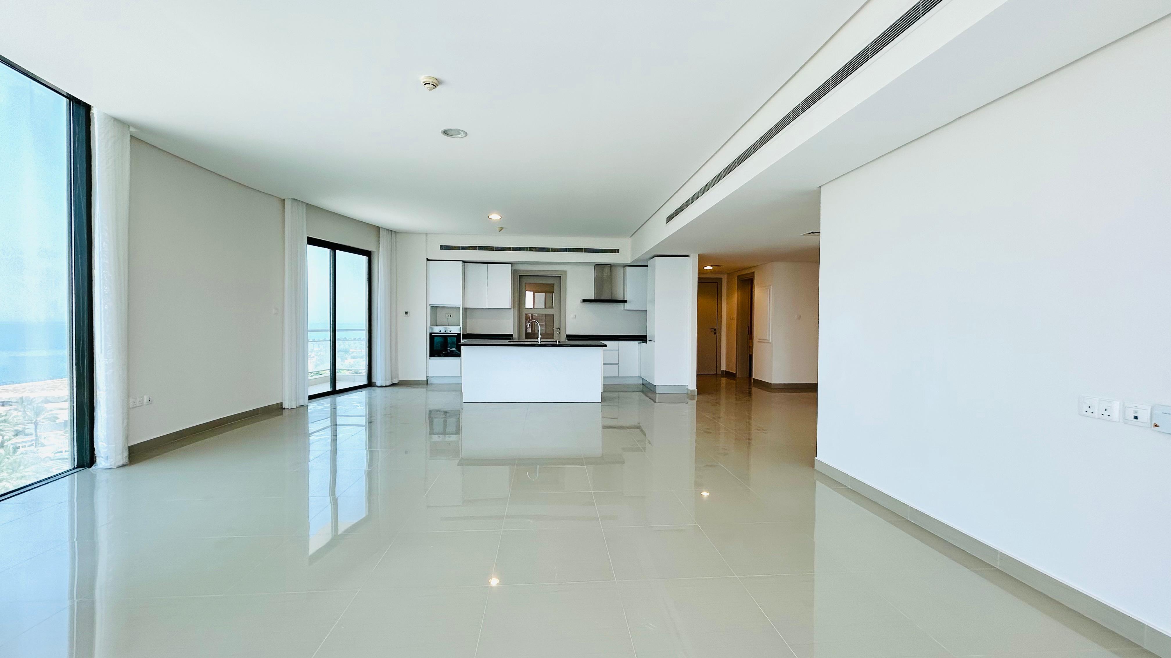 Penthouse Three bedroom in Reef Island.