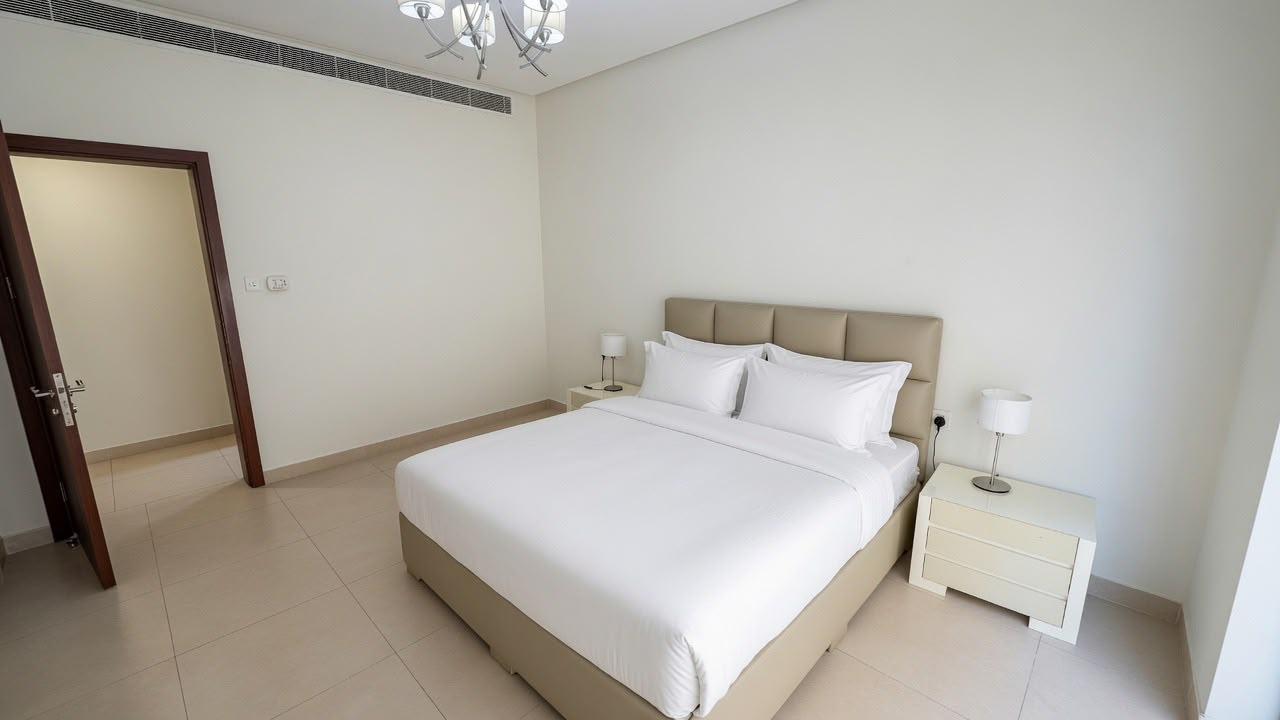 CONTEMPORARY | 1BR | PRIME LOCATION