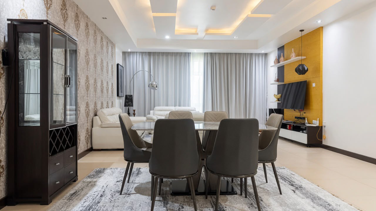 VERY SPACIOUS | FAMILY HOME | JUFFAIR