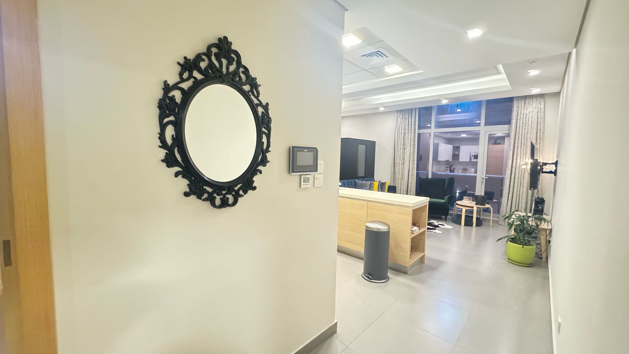 FULL CITY VIEW | BALCONY | MODERN | AMENITIES
