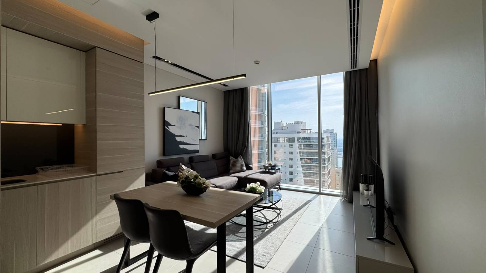 1 MONTH FREE | LUXURY | SPACIOUS ROOM | SEA VIEW 