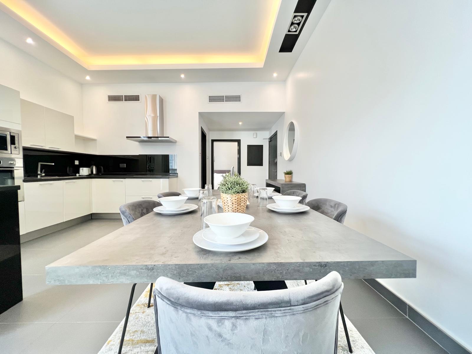 LUXURY | SPACIOUS 2BED | PRIME JANABIYA