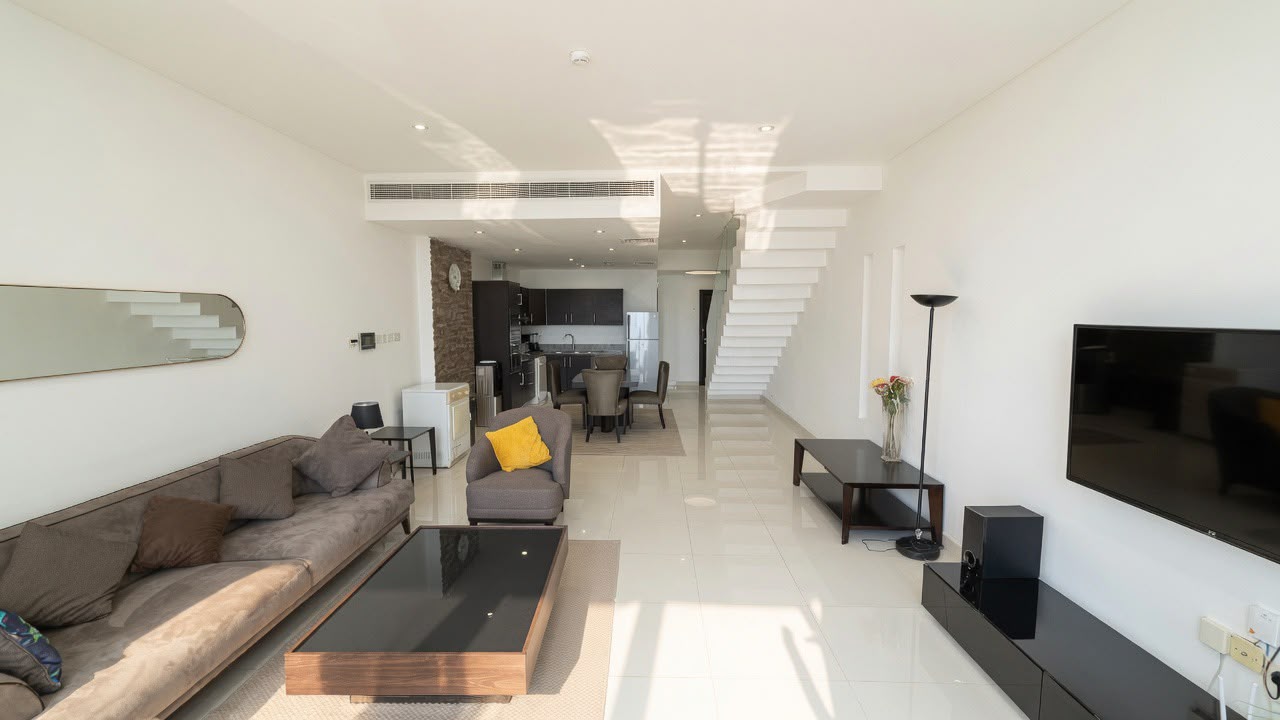 SPACIOUS | DUPLEX | SEA VIEW | JUFFAIR