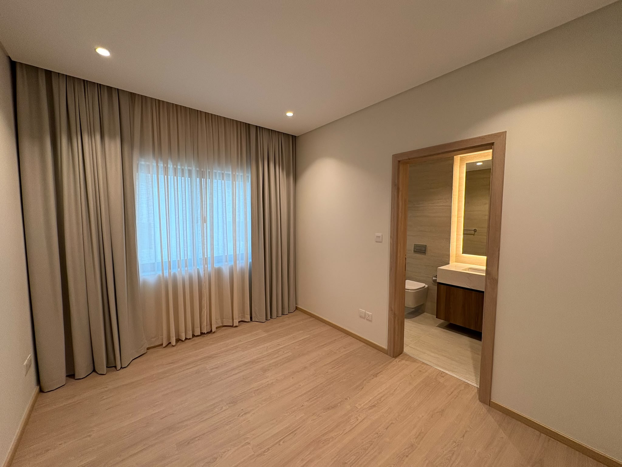 3BR Duplex for Rent | Amwaj Islands