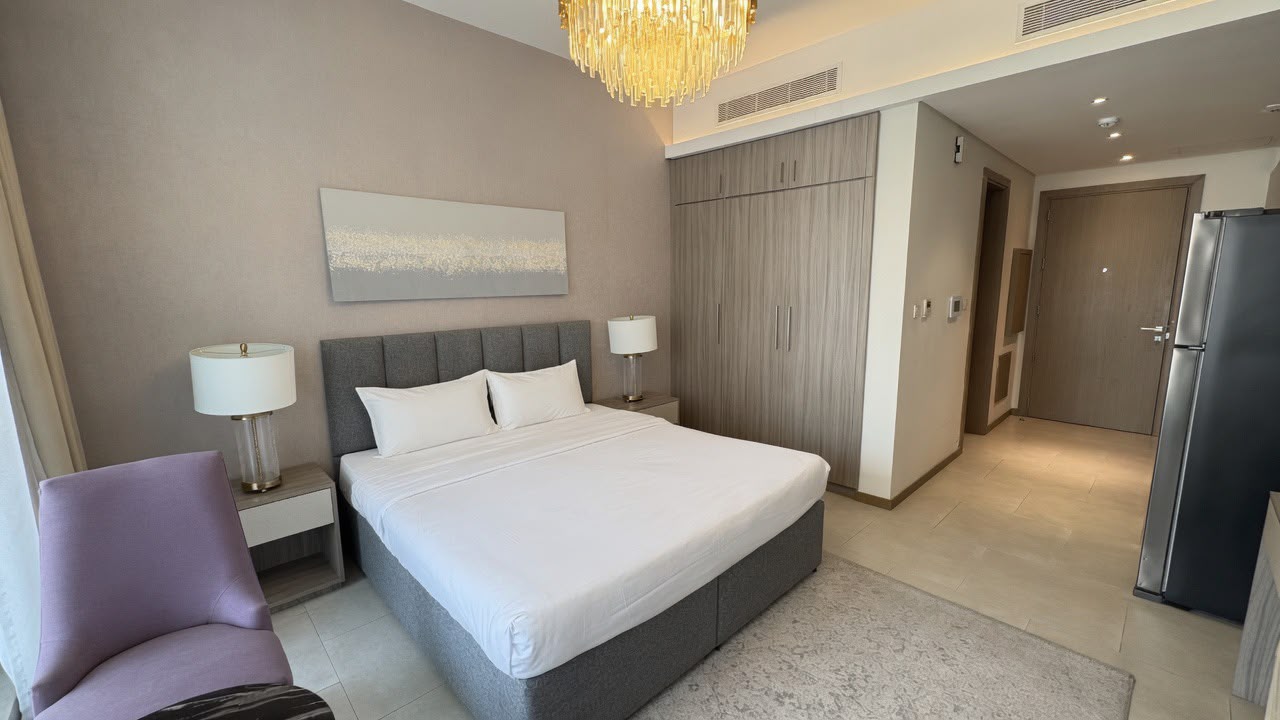 SPACIOUS STUDIO | POOL & GYM | JUFFAIR