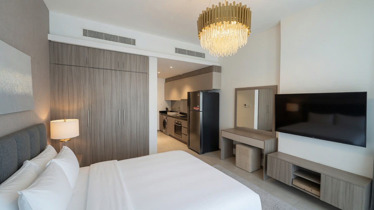 SPACIOUS STUDIO | POOL & GYM | JUFFAIR