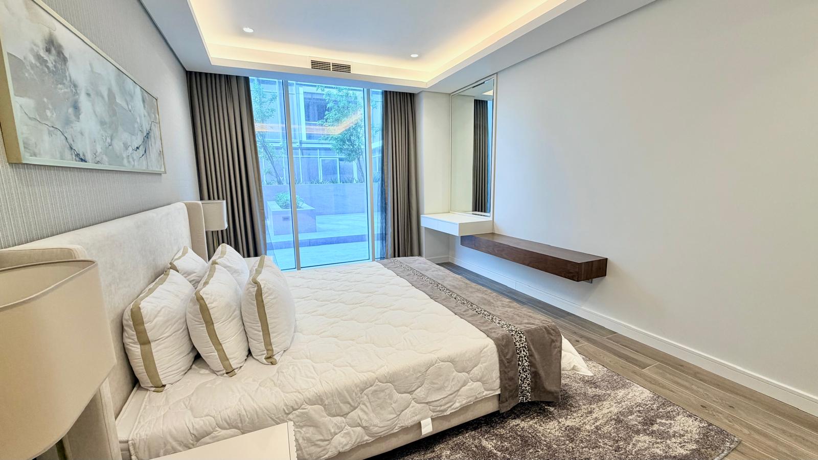 PRIVATE GARDEN | LUXURY LIFESTYLE | PRIME LOCATION