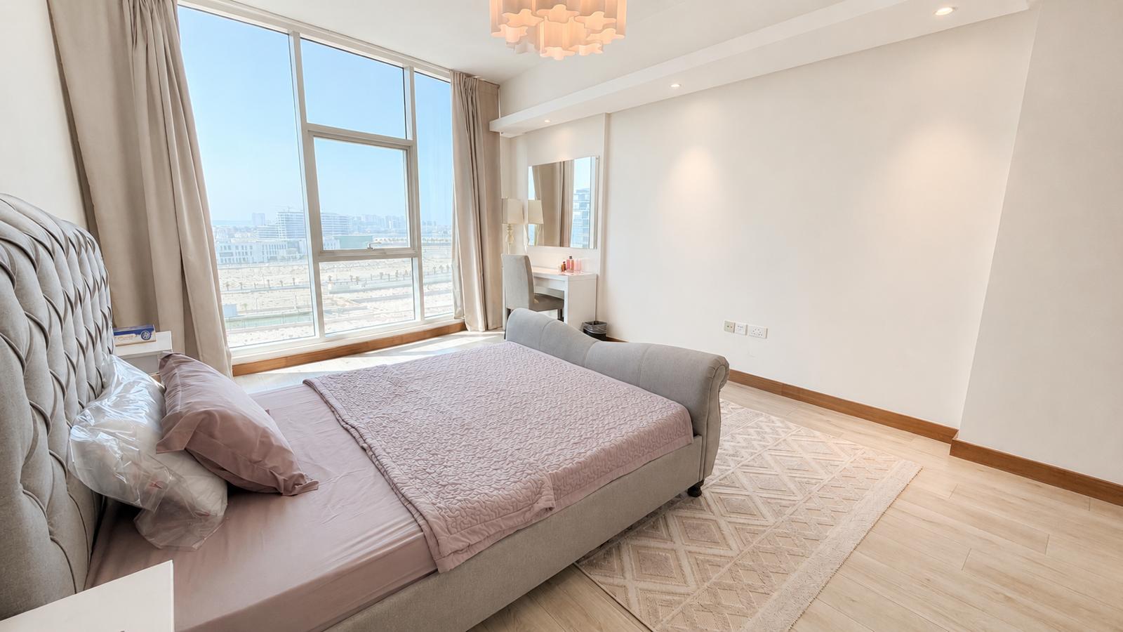 HIGH FLOOR | BRIGHT & SPACIOUS | HOT DEAL