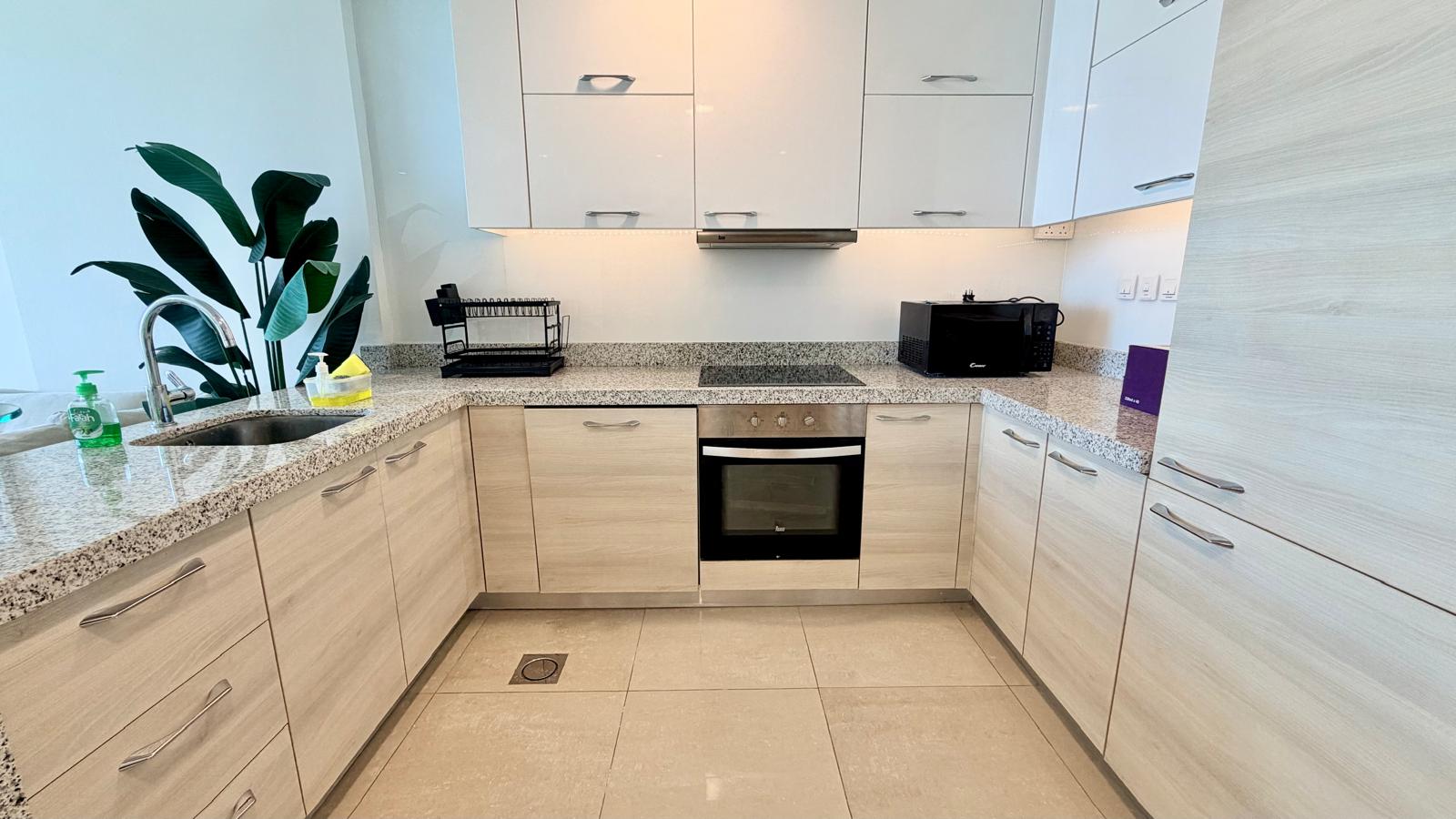 HIGH FLOOR | BRIGHT & SPACIOUS | HOT DEAL