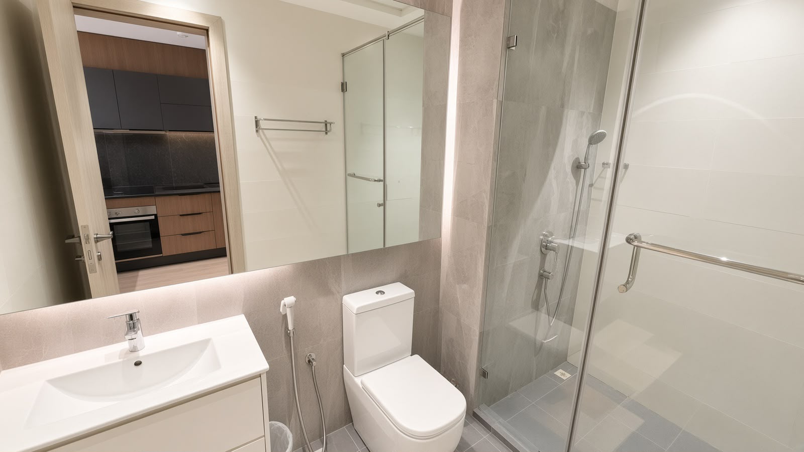 STYLISH STUDIO | GREAT FACILITIES | BU QUWAH